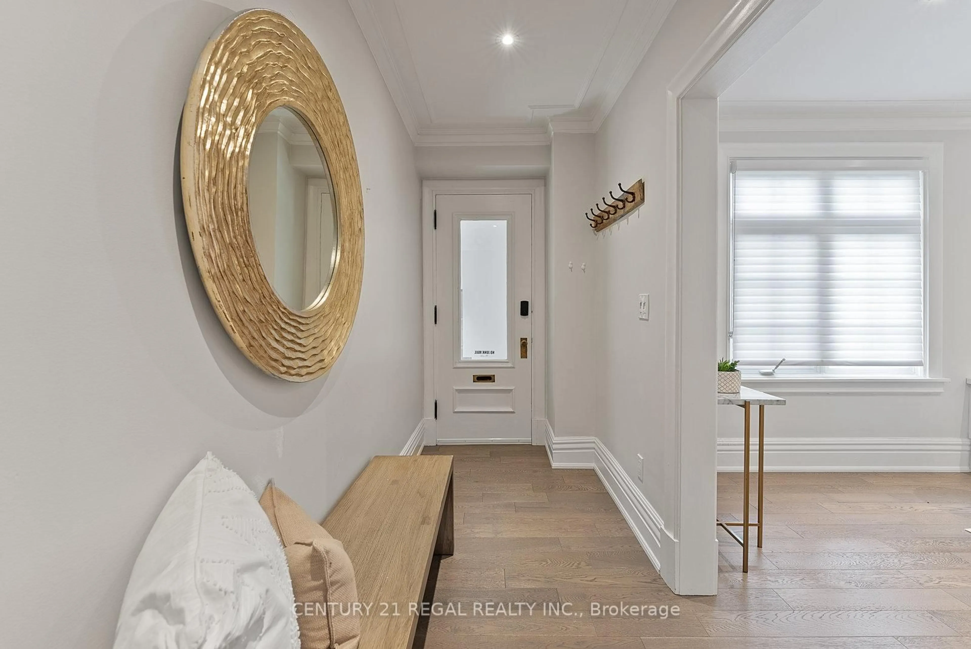 Indoor entryway for 93 Douglas Cres, Toronto Ontario M4W 2E6