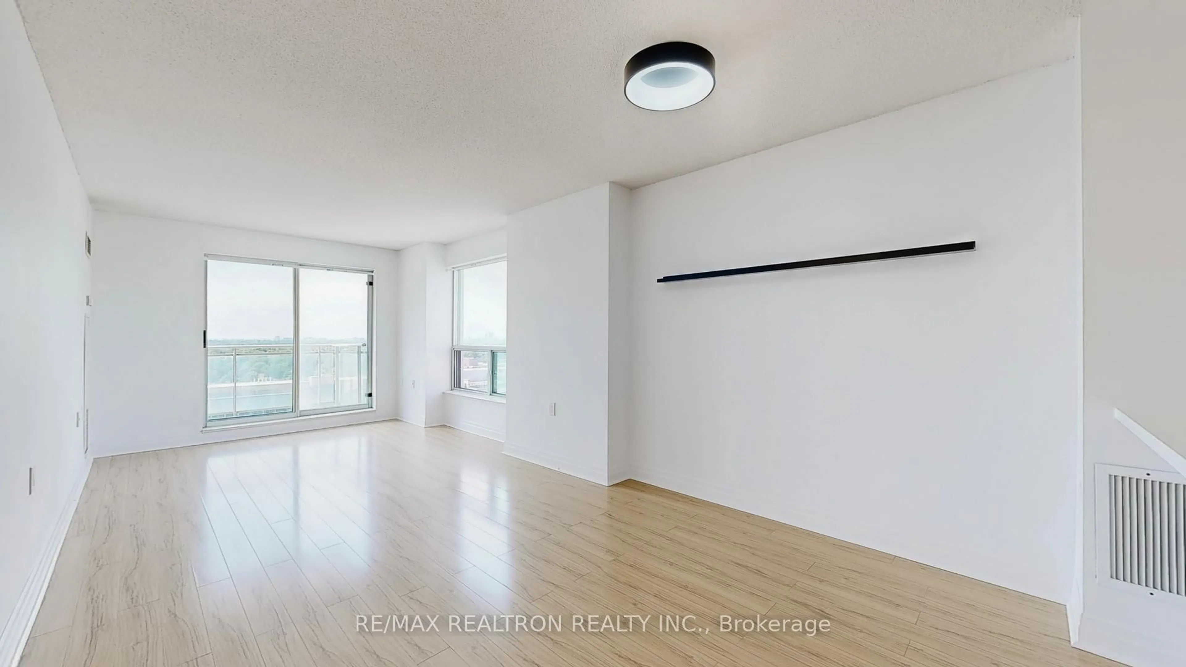 A pic of a room for 21 Hillcrest Ave #2007, Toronto Ontario M2N 7K2