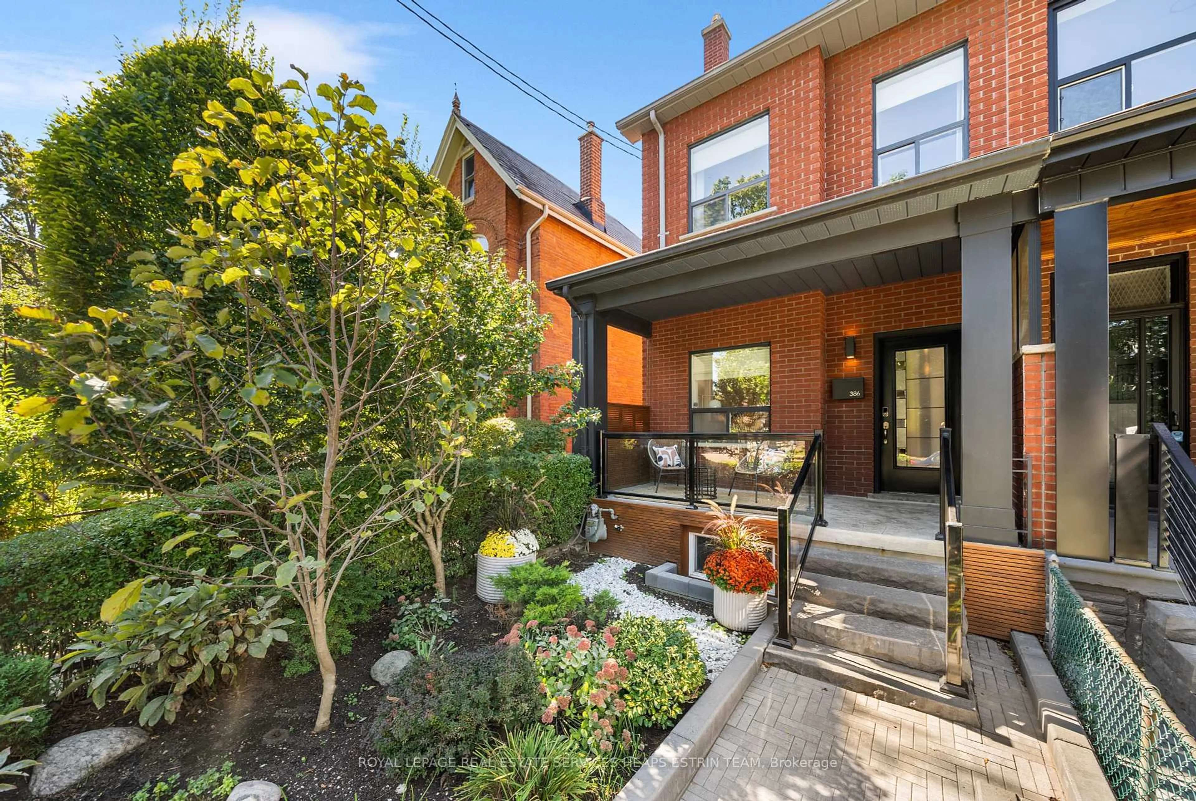Home with brick exterior material, street for 386 Crawford St, Toronto Ontario M6J 2V7