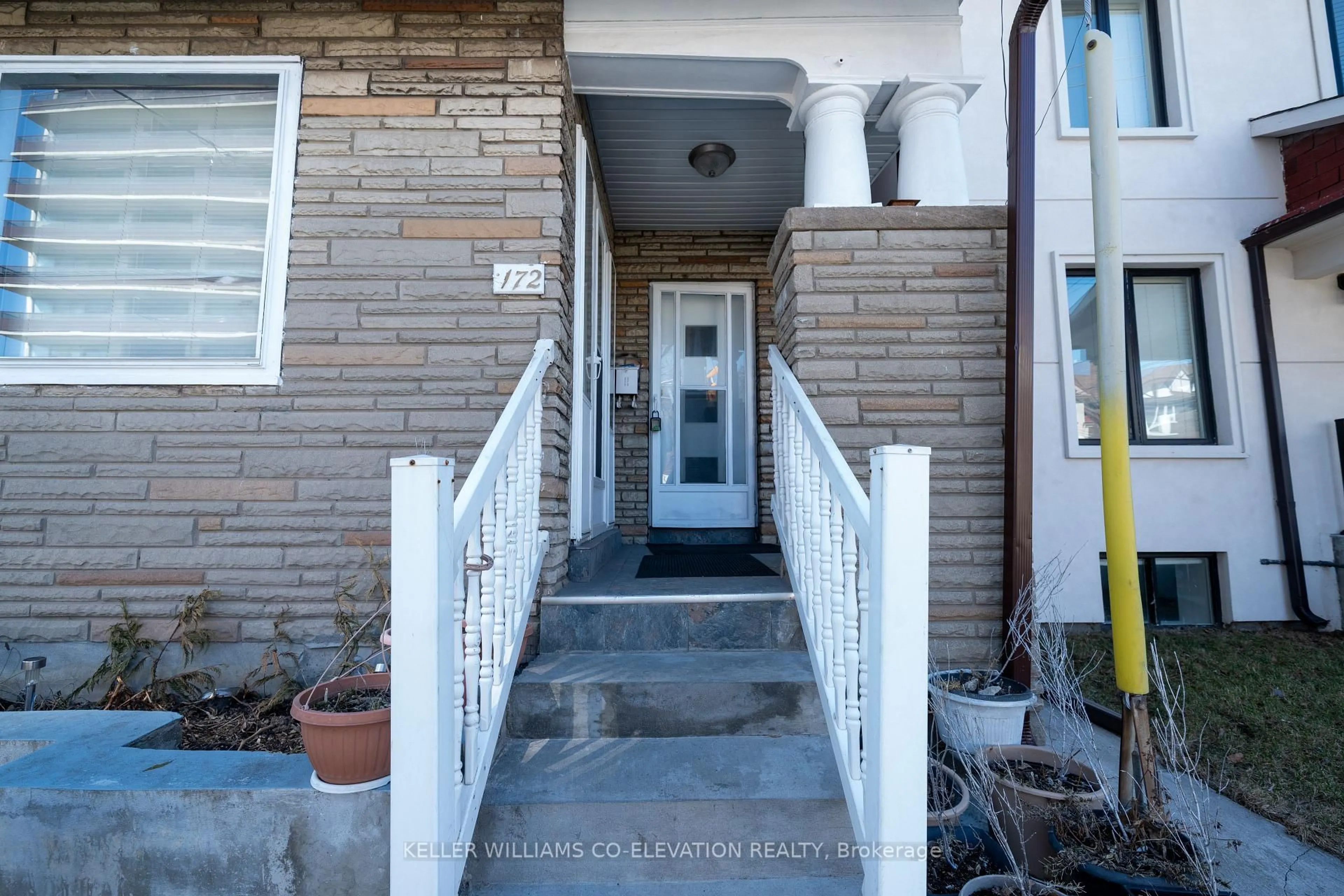 Unknown for 172 Oakwood Ave, Toronto Ontario M6E 2T9