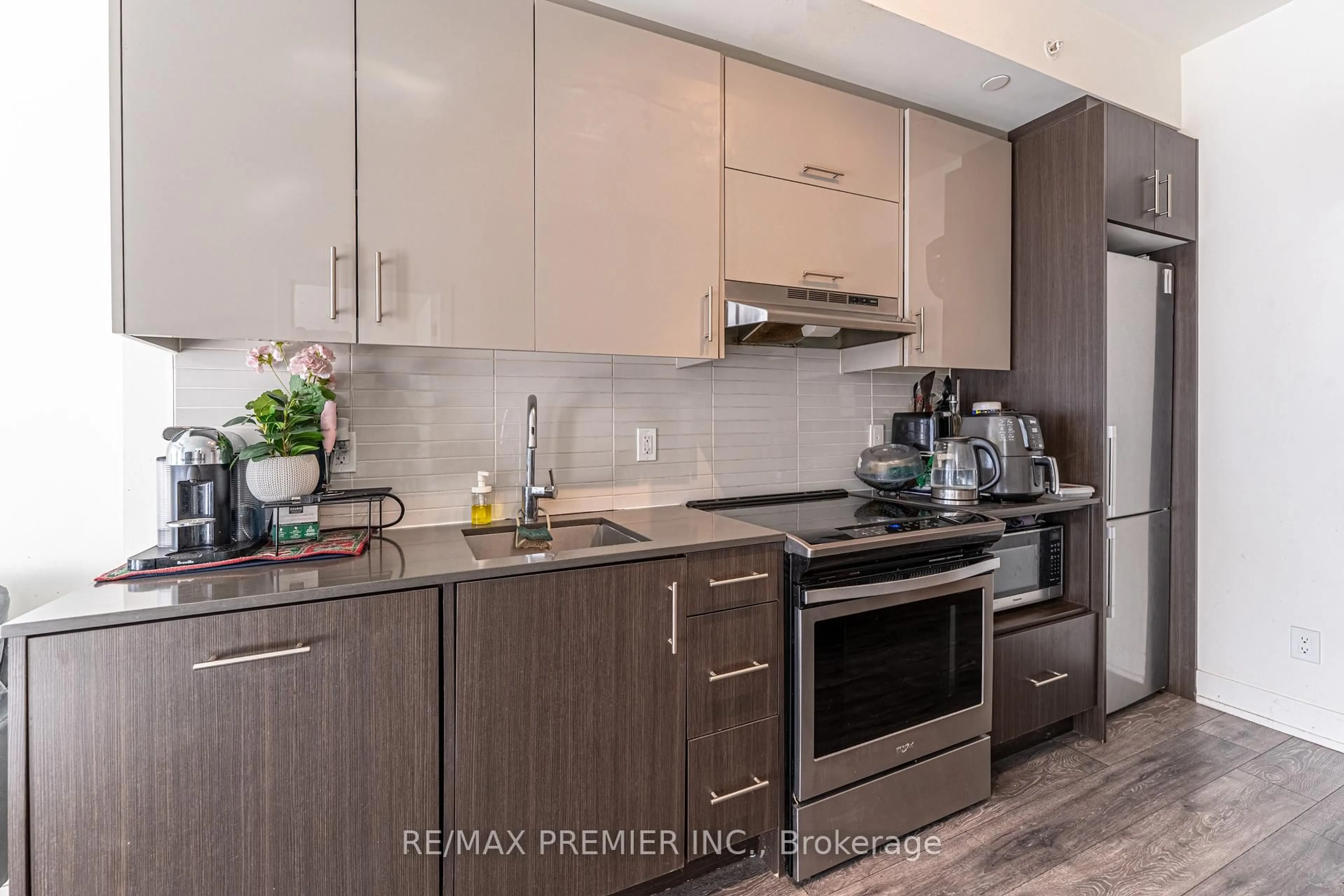 Open concept kitchen, unknown for 180 Fairview Mall Dr #1511, Toronto Ontario M2J 0G4