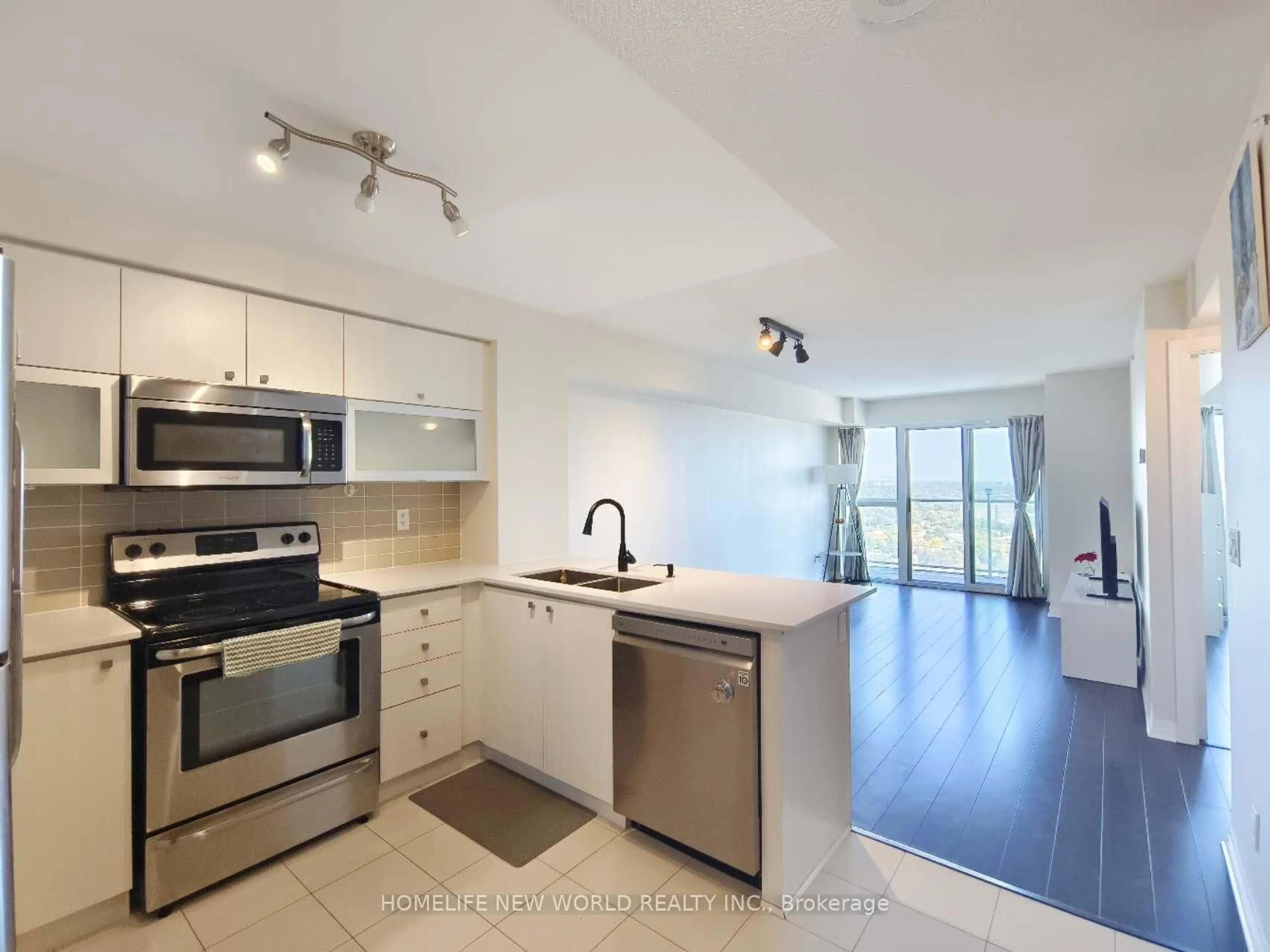 Open concept kitchen, unknown for 275 Yorkland Rd #3208, Toronto Ontario M2J 0B4