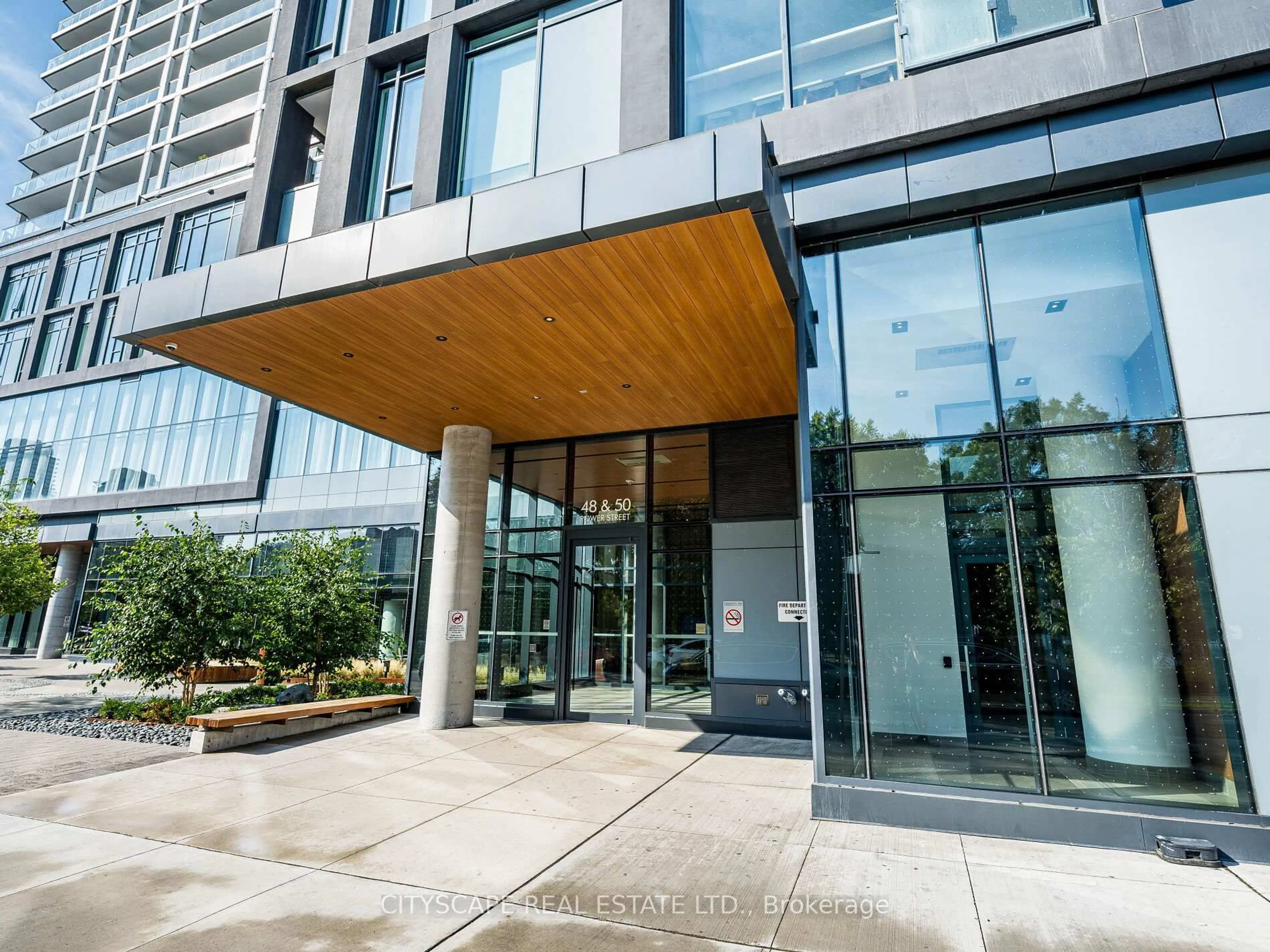 Indoor foyer for 50 Power St #609, Toronto Ontario M5A 0V3