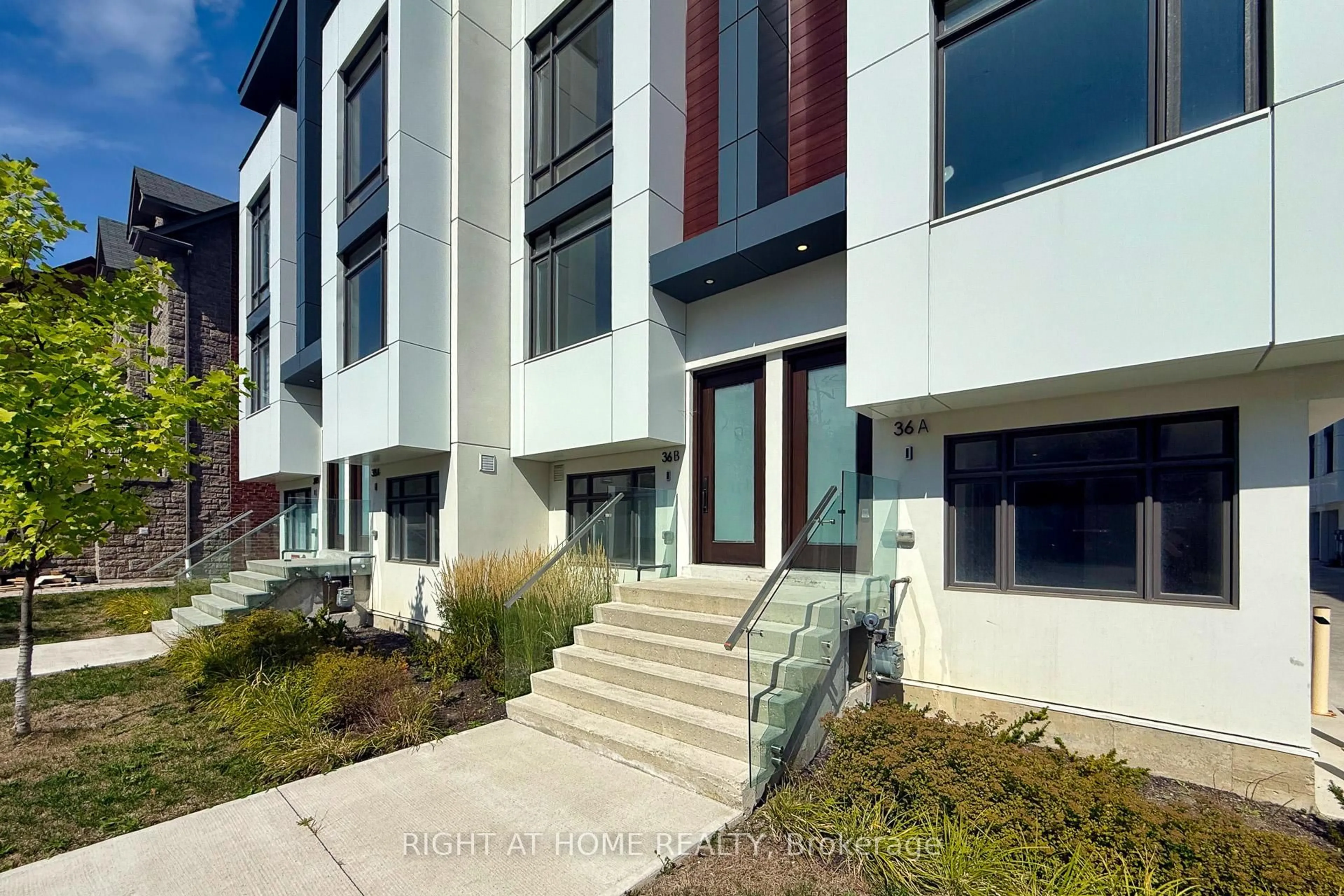 Home with brick exterior material, street for 36B Churchill Ave, Toronto Ontario M2N 0L5