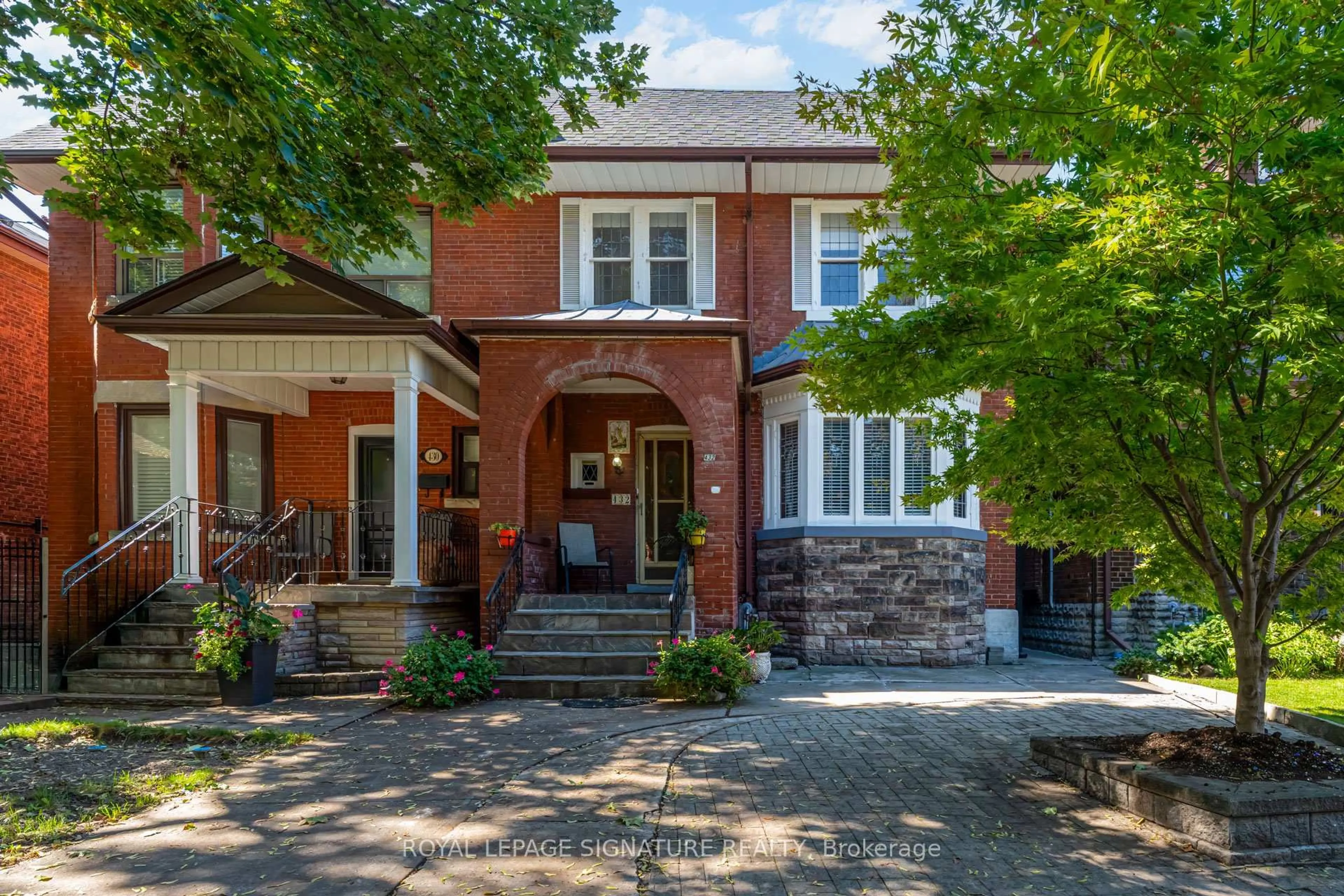 Home with brick exterior material, street for 432 Crawford St St, Toronto Ontario M6G 3J6