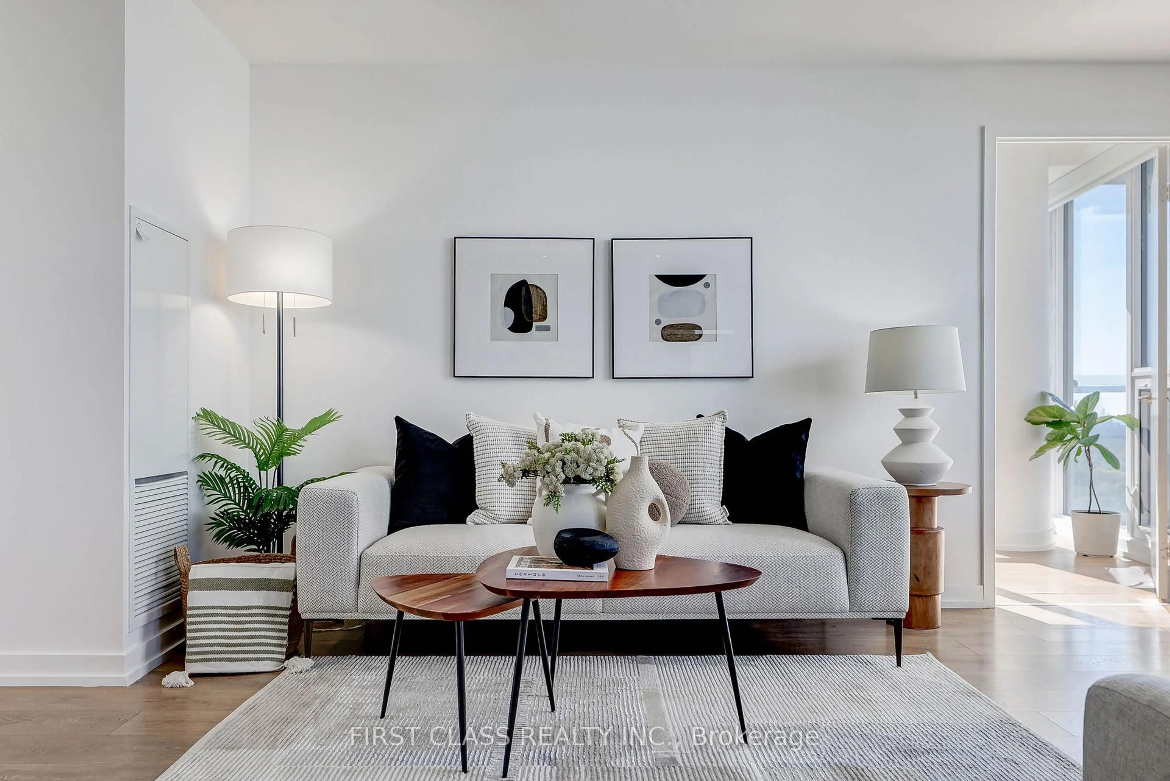 Living room with furniture, unknown for 117 Mcmahon Dr #3603, Toronto Ontario M2K 2X9