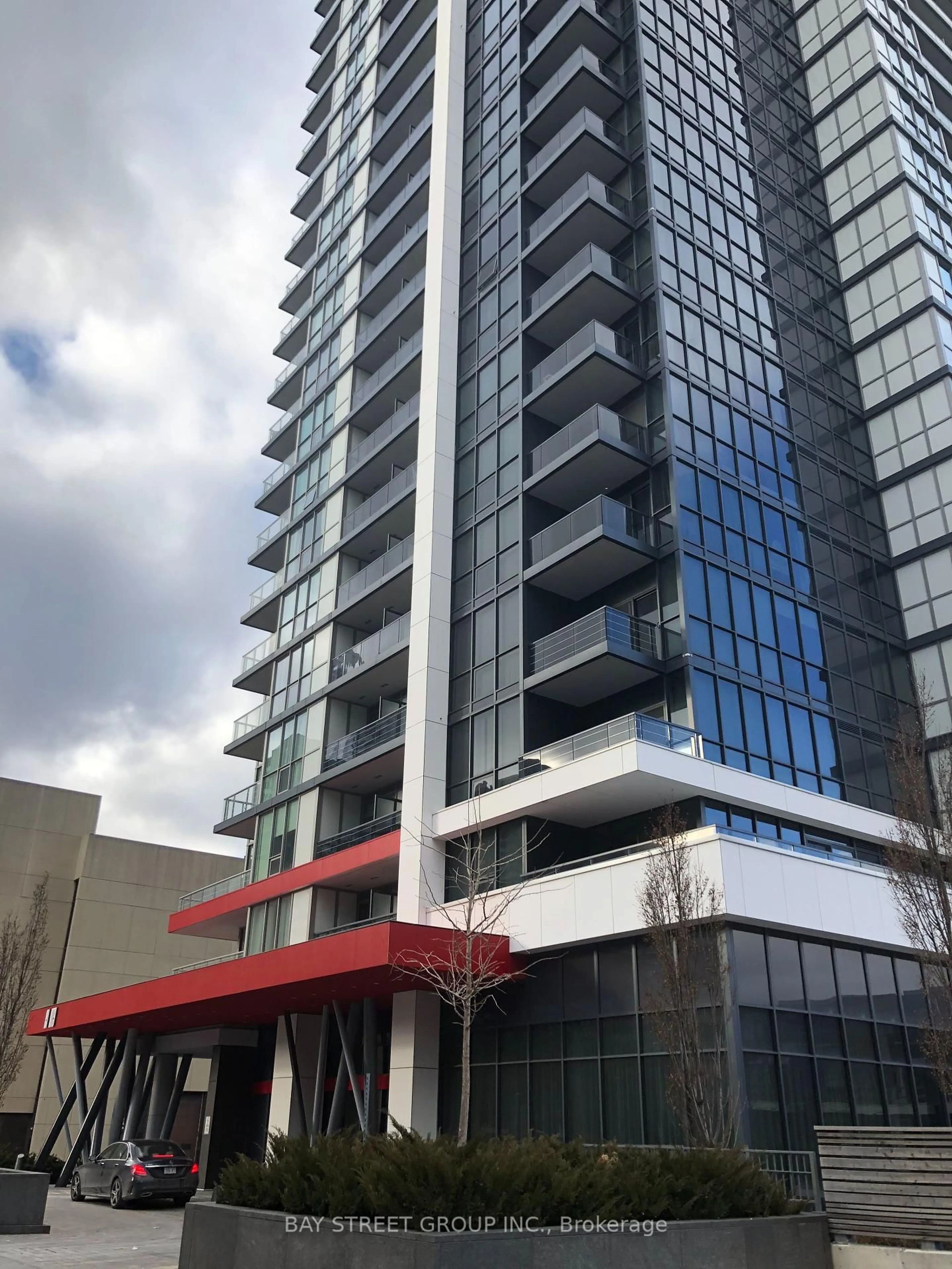 Indoor foyer for 88 Sheppard Ave #2804, Toronto Ontario M2N 6Y2