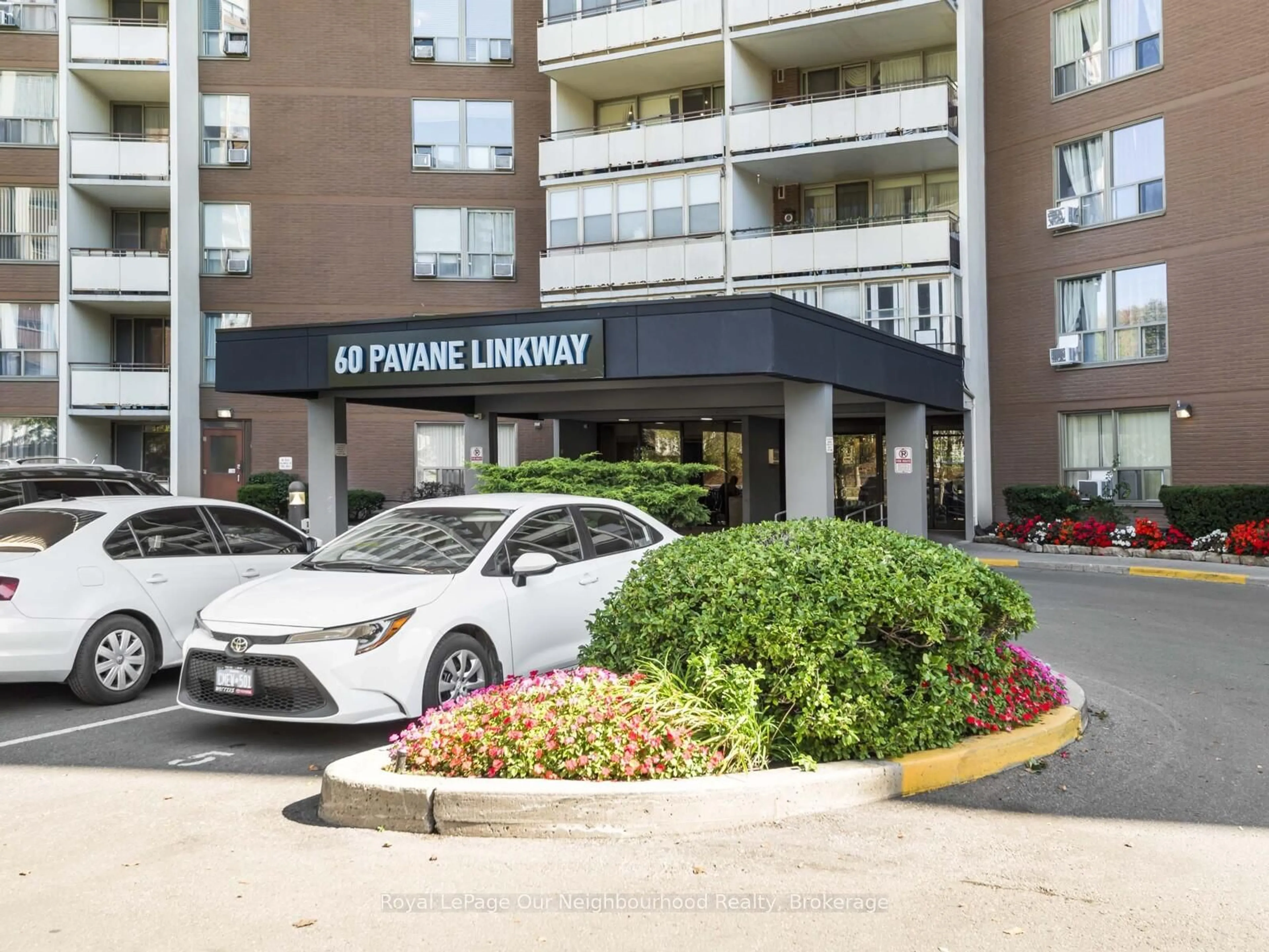 Unknown for 60 Pavane Linkway #2012, Toronto Ontario M3C 2Y6