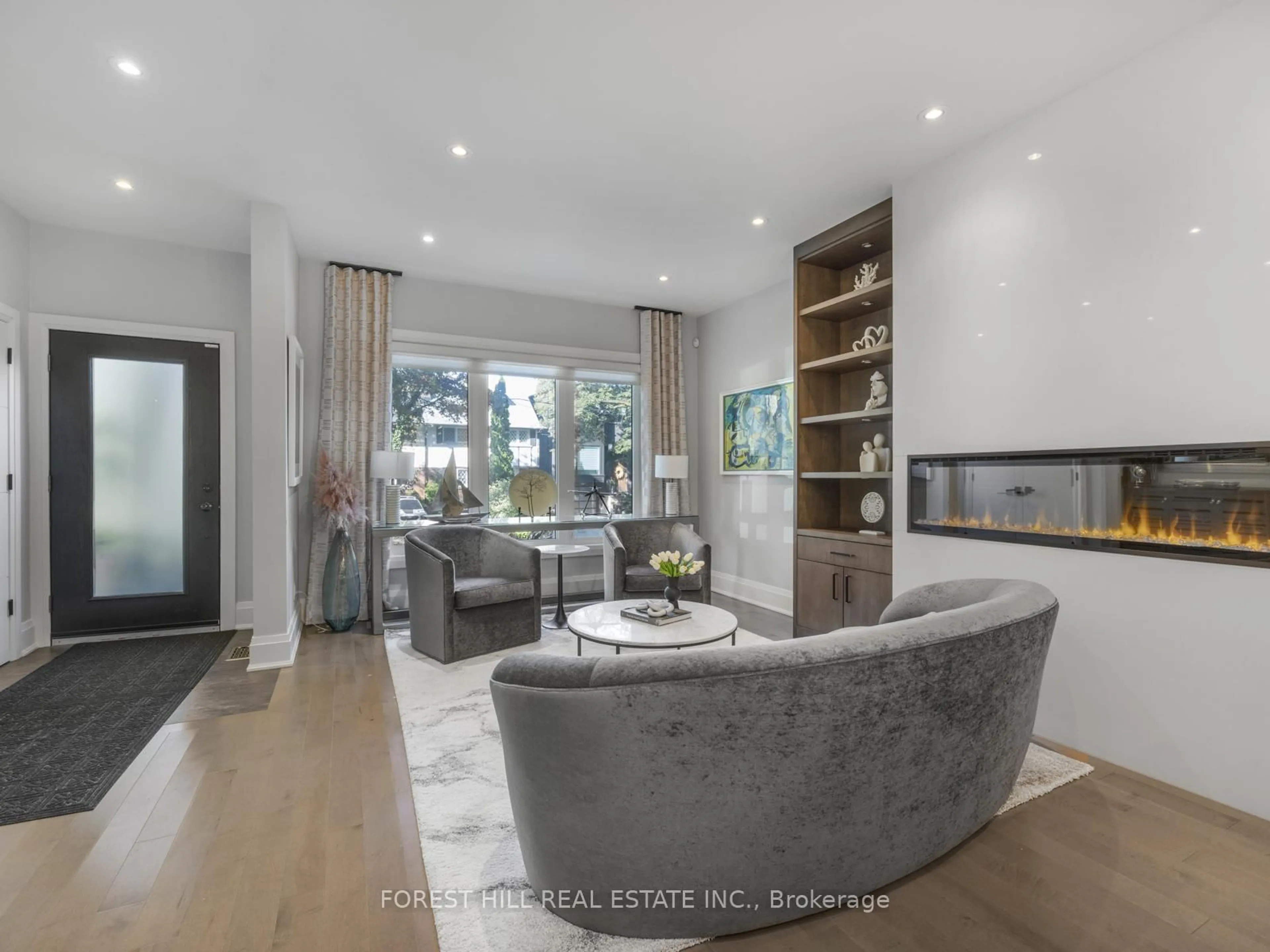 Living room with furniture, unknown for 67 Duggan Ave, Toronto Ontario M4V 1Y1