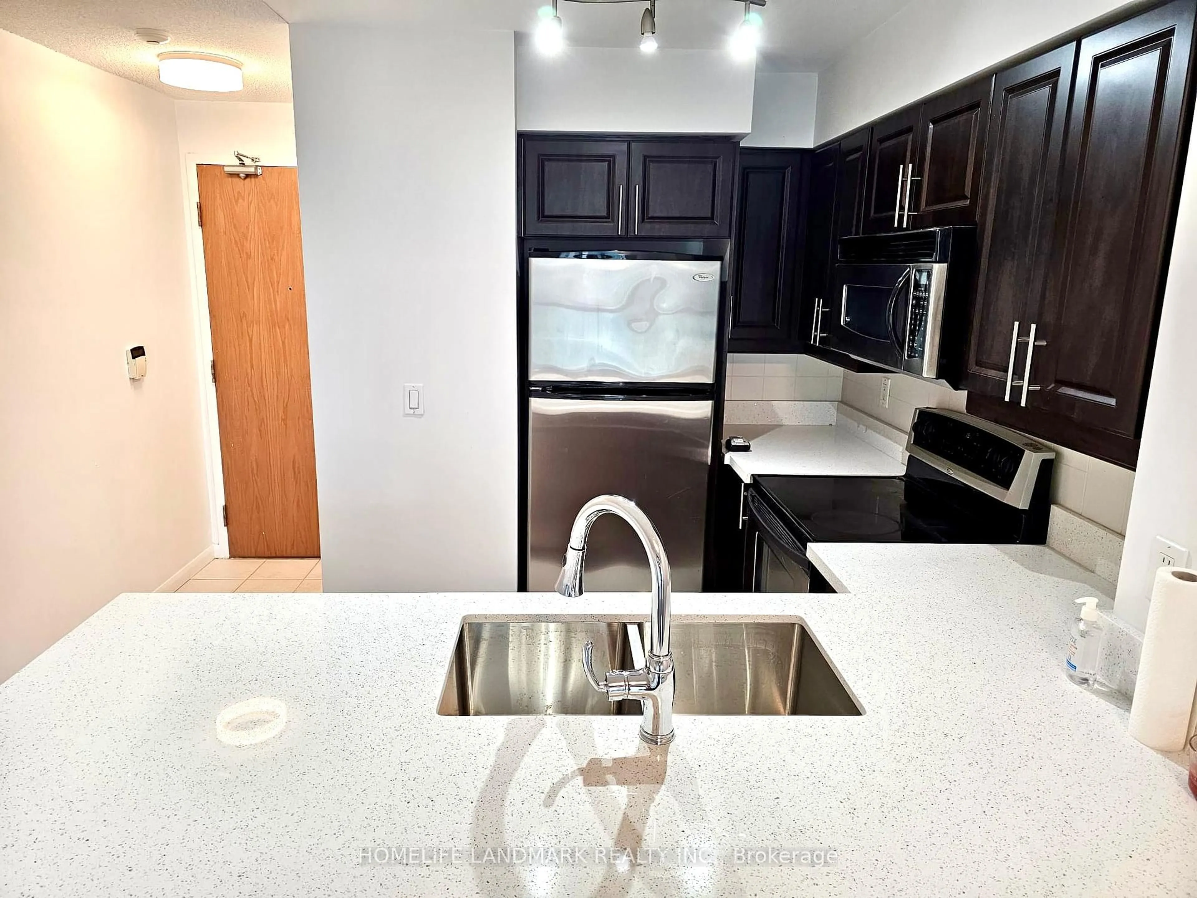 Unknown for 219 Fort York Blvd #606, Toronto Ontario M5V 1B1