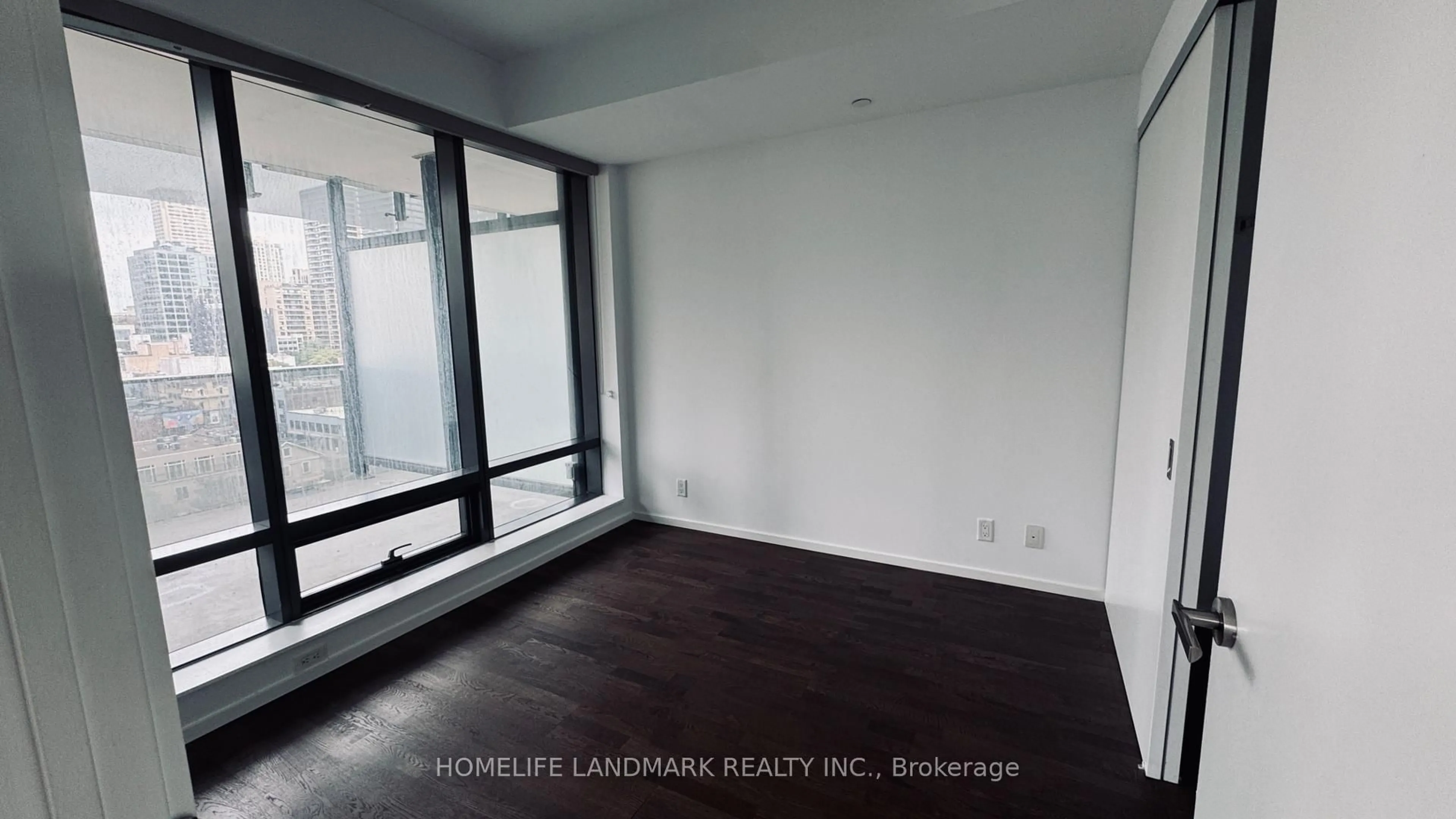 A pic of a room for 5 St. Joseph St #808, Toronto Ontario M5Y 1J6