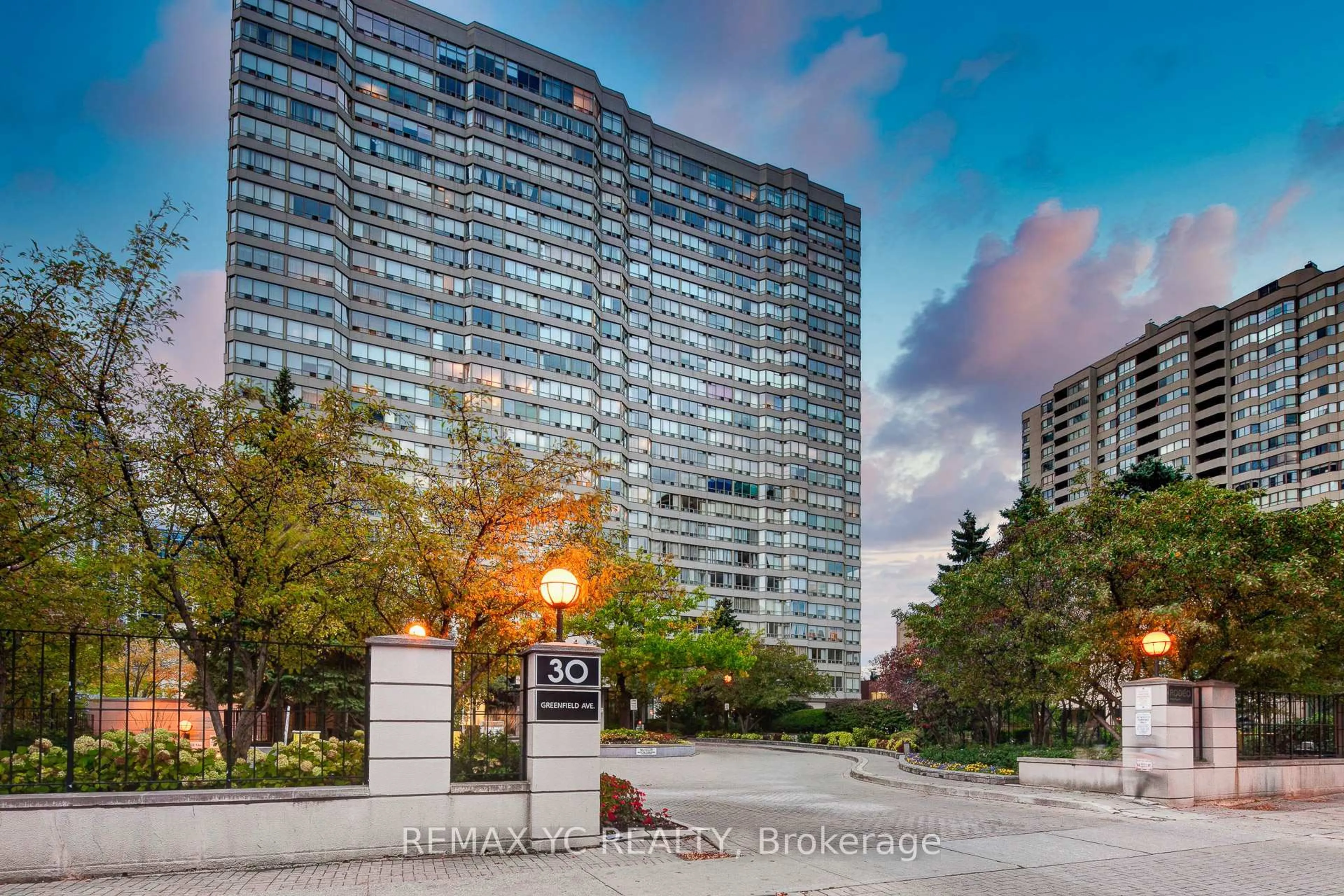 Unknown for 30 Greenfield Ave #614, Toronto Ontario M2N 6N3