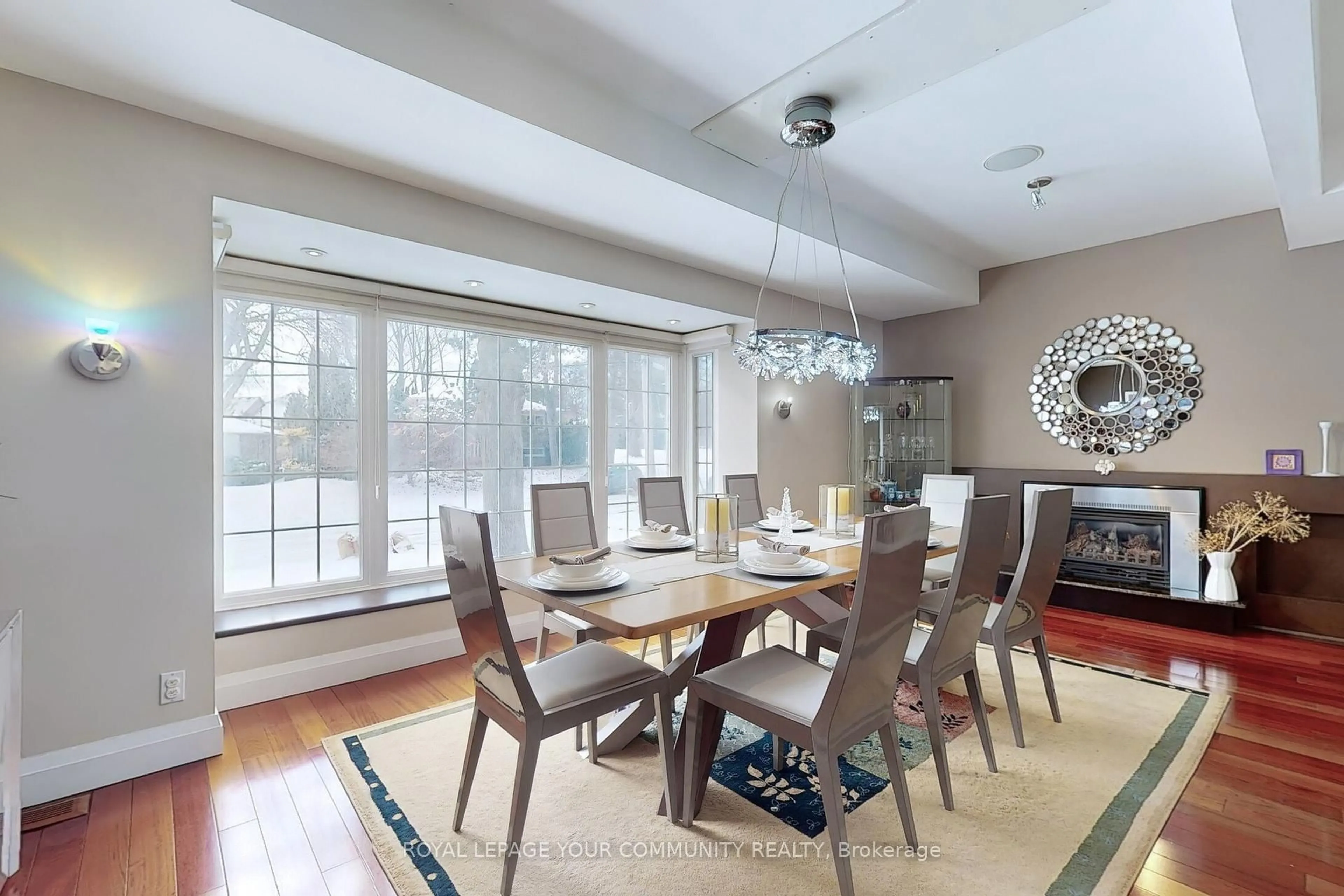 Dining room, unknown for 25 Alderdale Crt, Toronto Ontario M3B 2H8