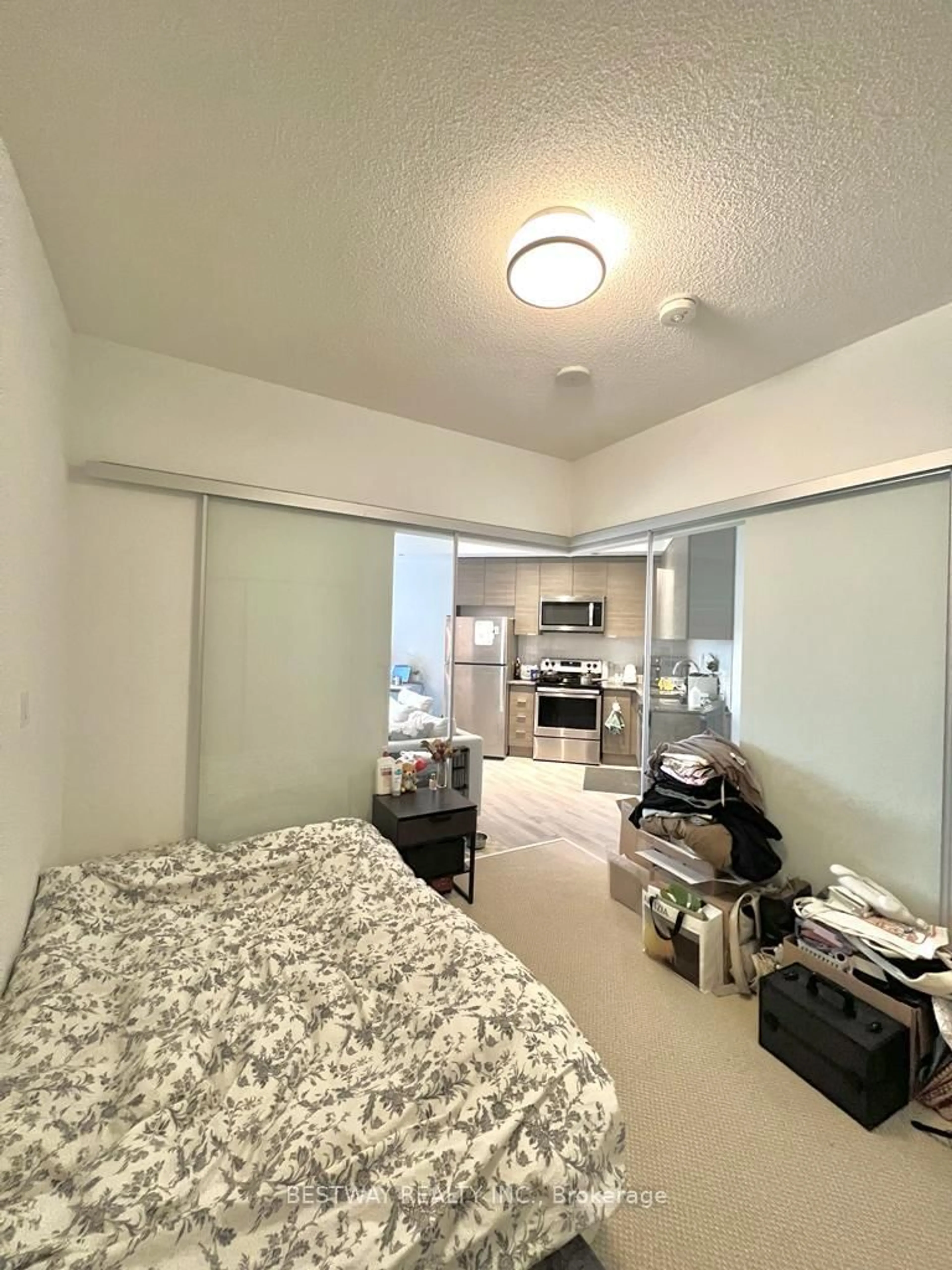 A pic of a room for 621 Sheppard Ave #355, Toronto Ontario M2K 1B5