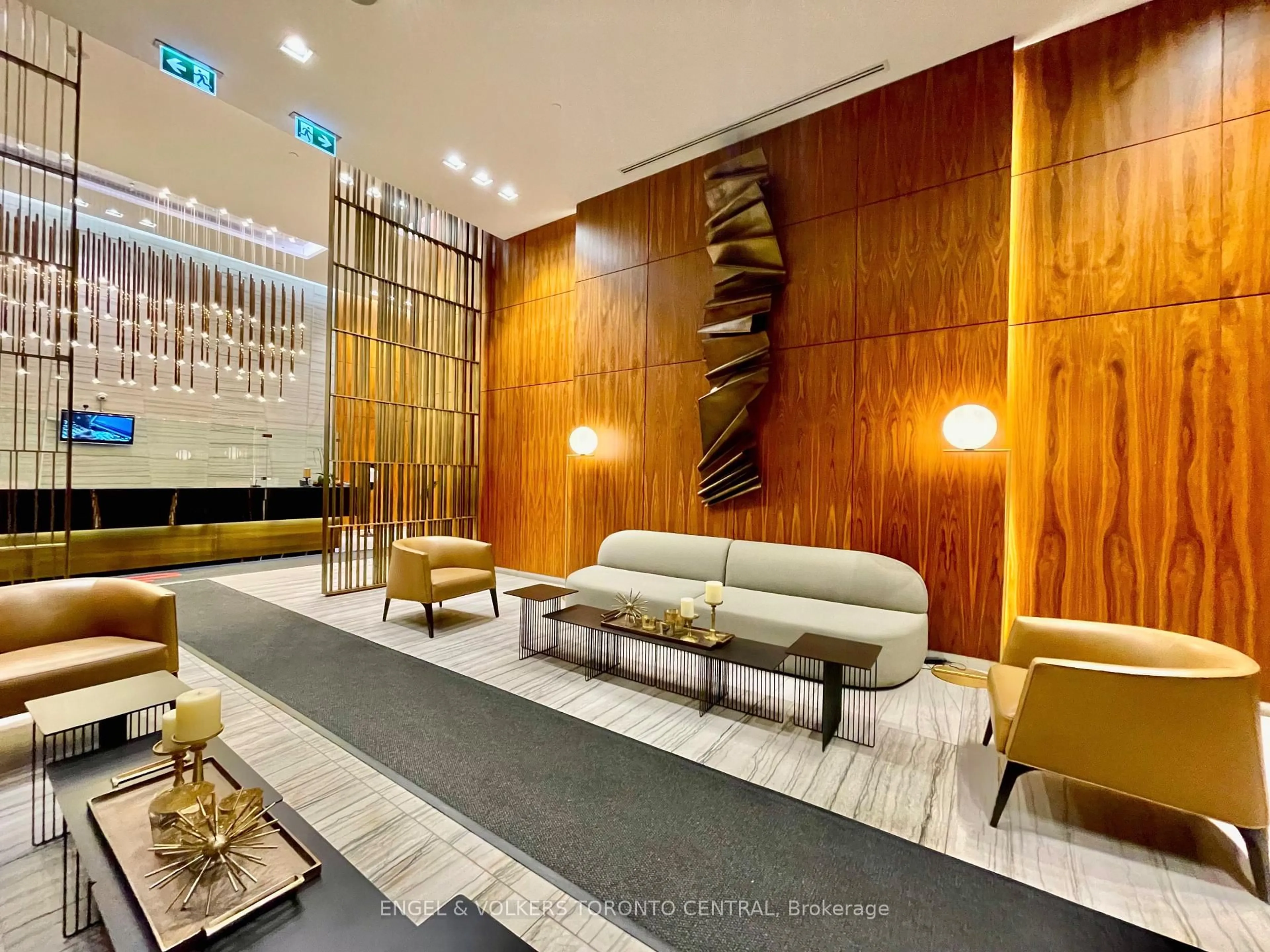 Lobby for 8 Eglinton Ave #3002, Toronto Ontario M4P 1A6