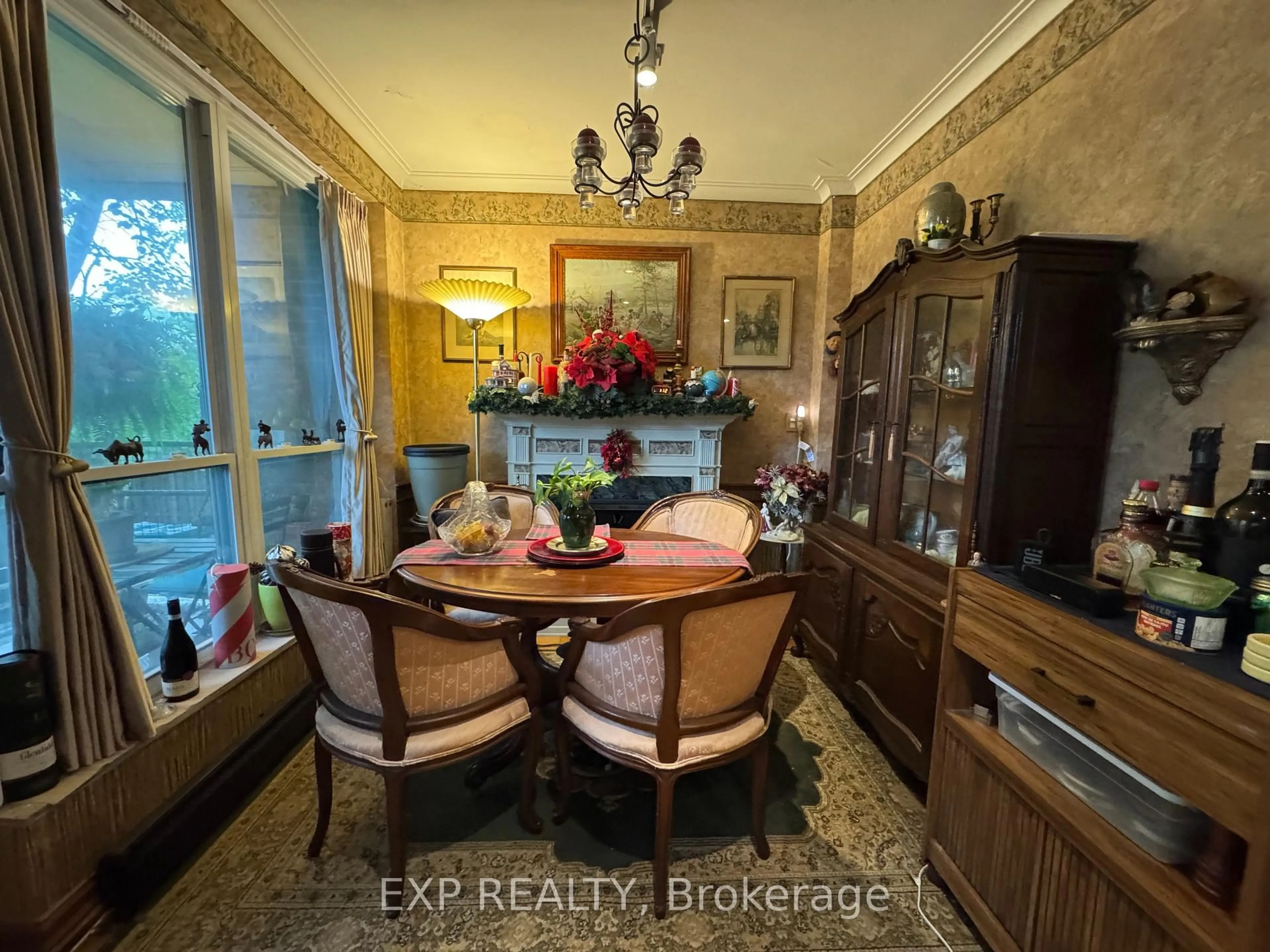 Dining room, unknown for 30 elm Ave #104, Toronto Ontario M4W 1N5