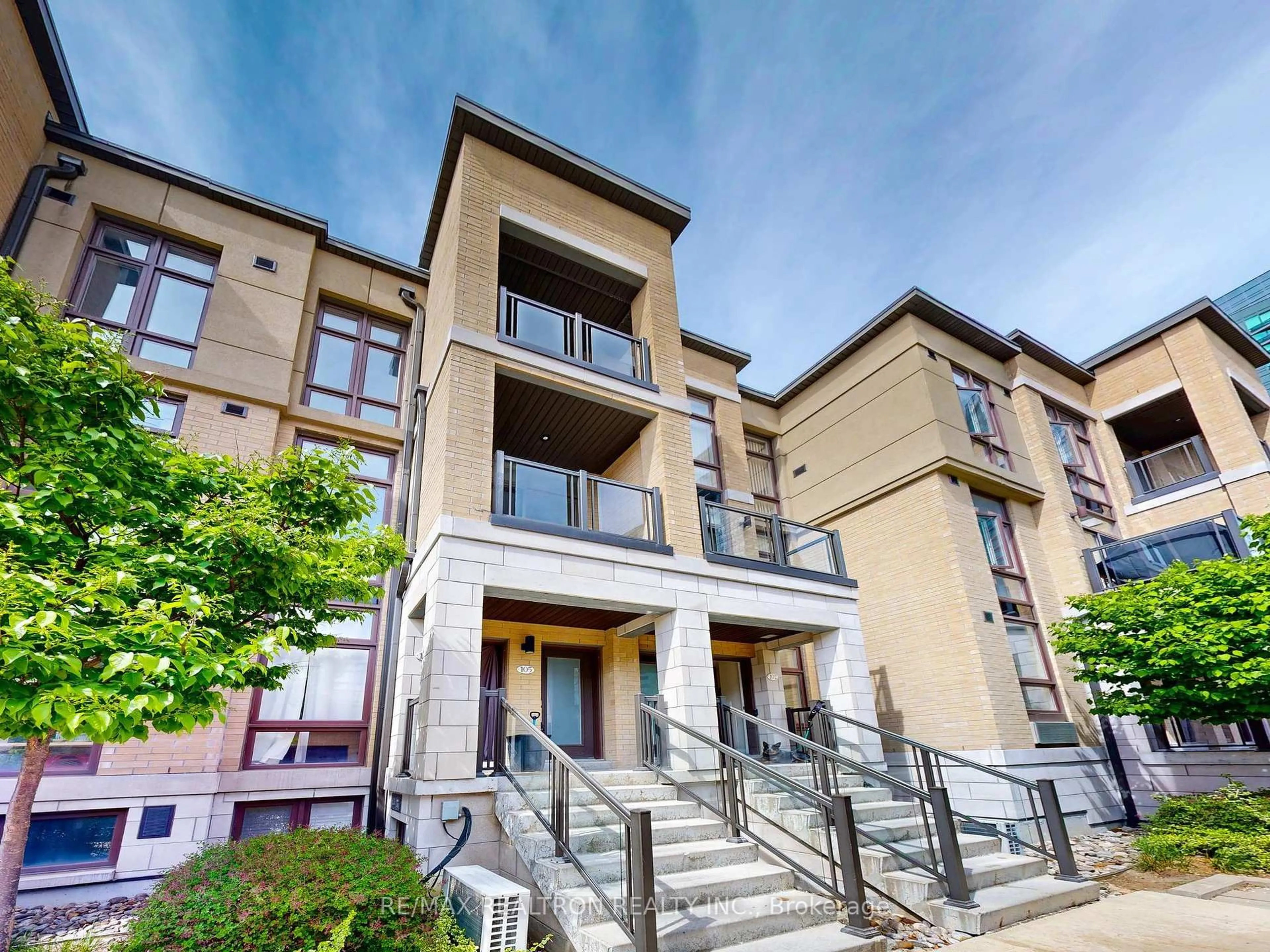 Unknown for 23 Eldora Ave #105, Toronto Ontario M2M 0B5