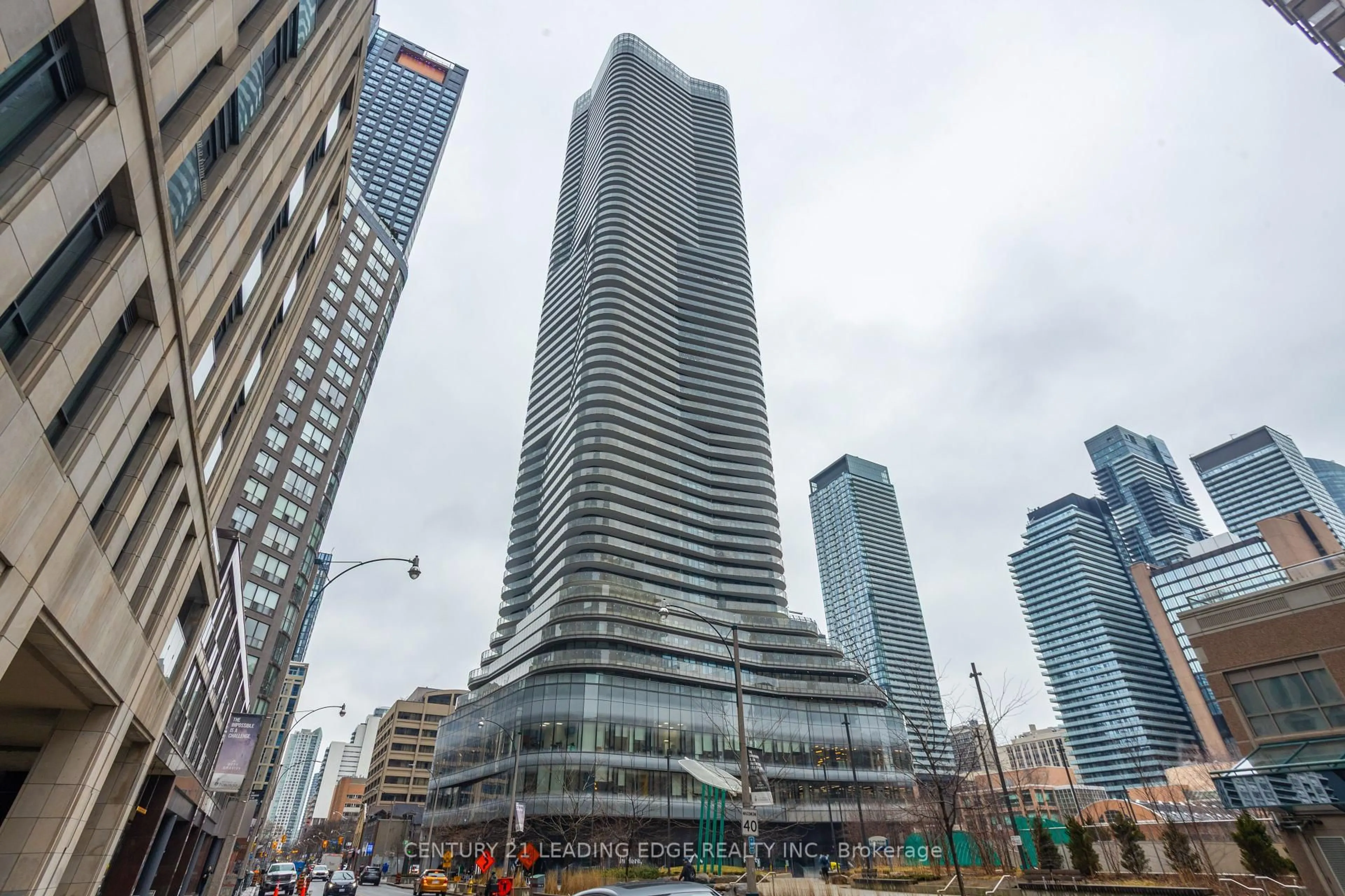 Unknown for 11 Wellesley St #3912, Toronto Ontario M4Y 0G4
