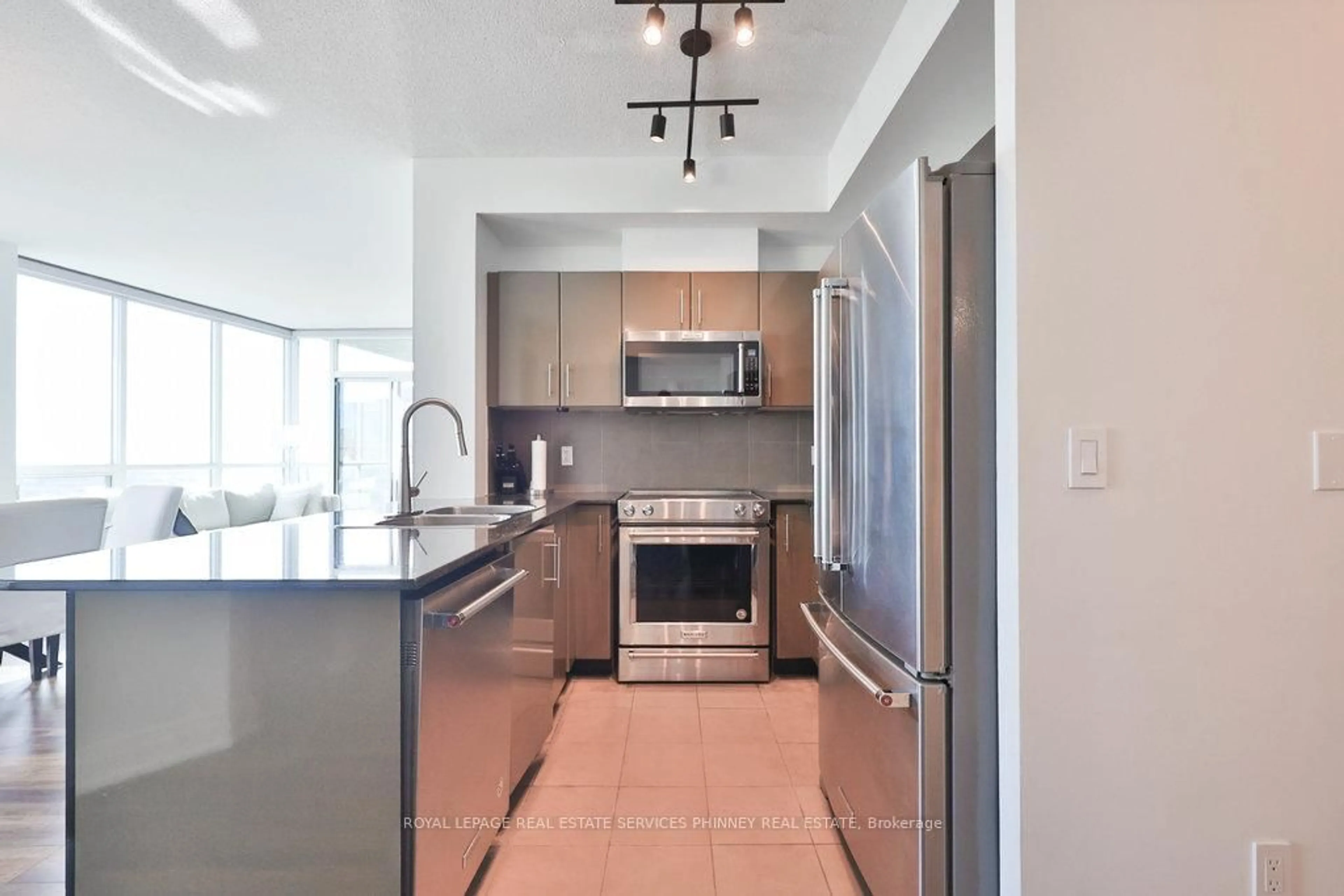 Unknown for 16 Yonge St #3109, Toronto Ontario M5E 2A1
