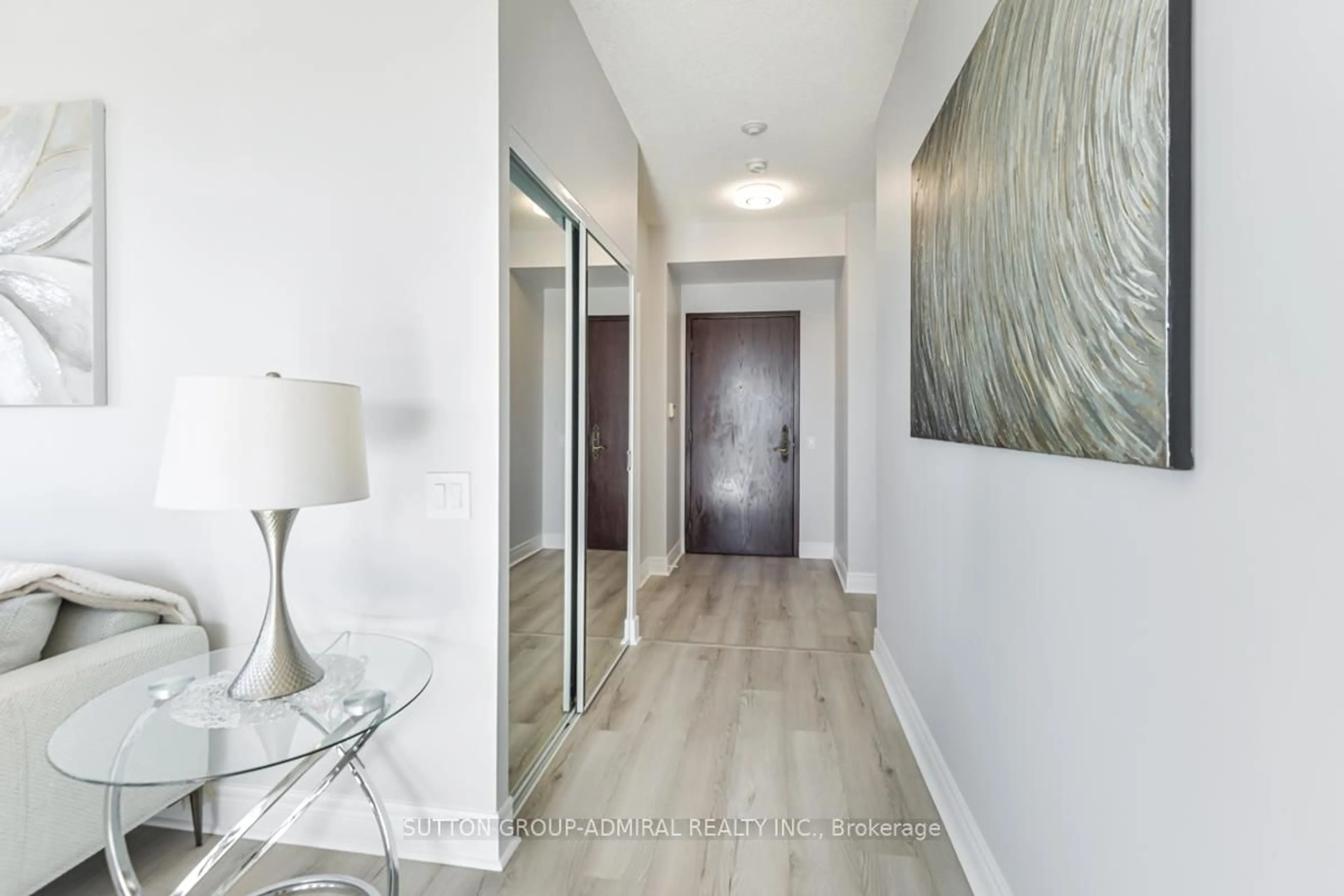 Indoor entryway for 1 Clairtrell Rd #309, Toronto Ontario M2N 7H6
