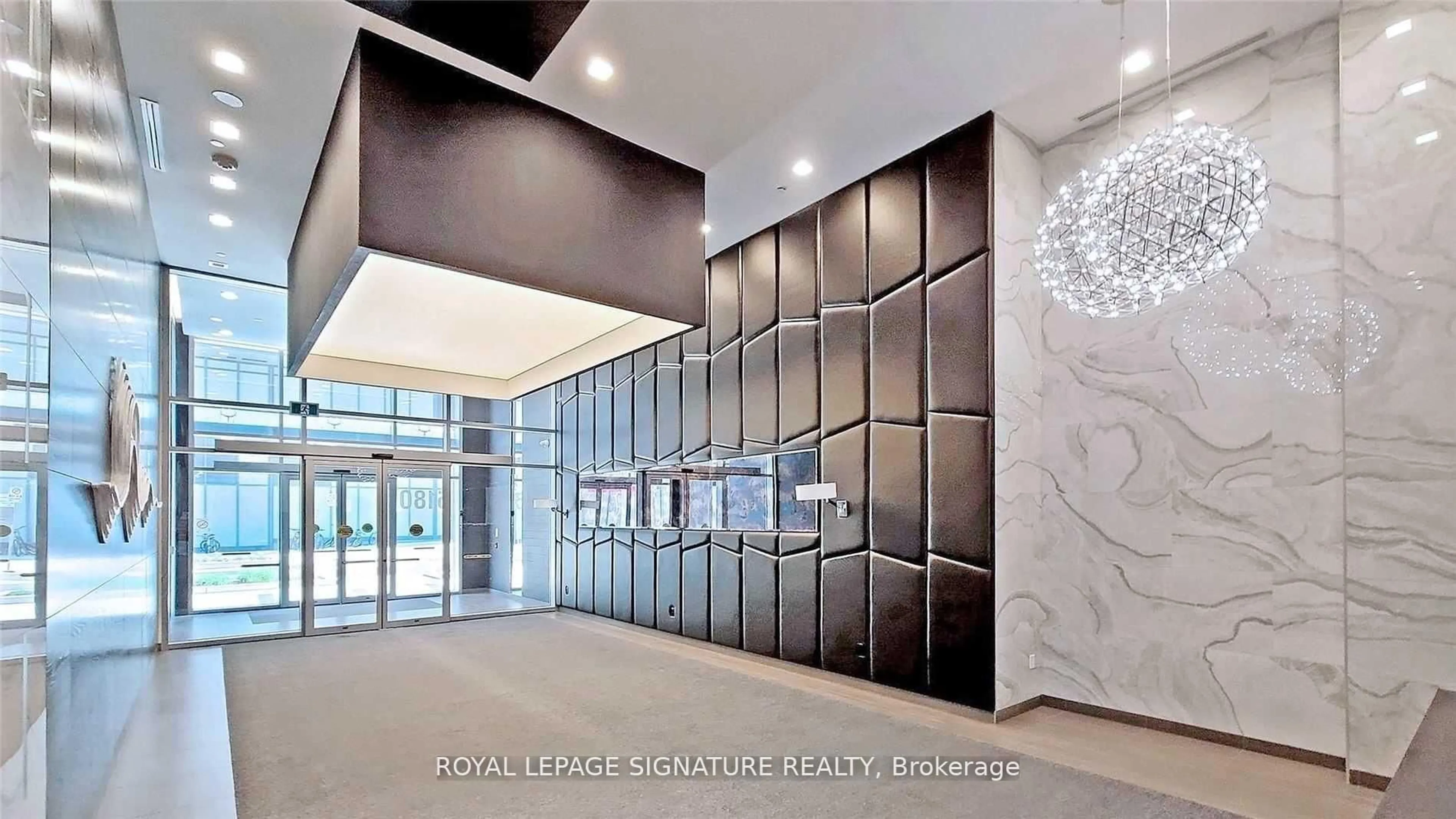 Indoor foyer for 5180 Yonge St #Uph03, Toronto Ontario M2N 5P6