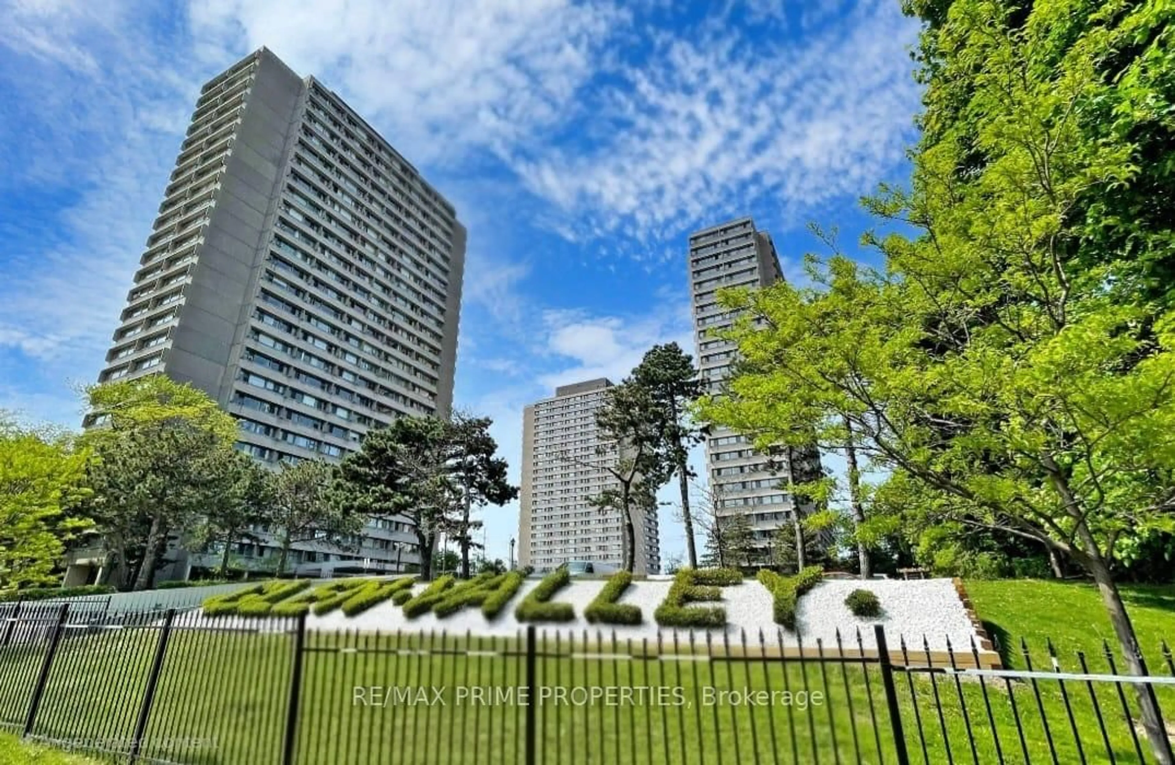 Unknown for 735 Don Mills Rd #1203, Toronto Ontario M3C 1S7
