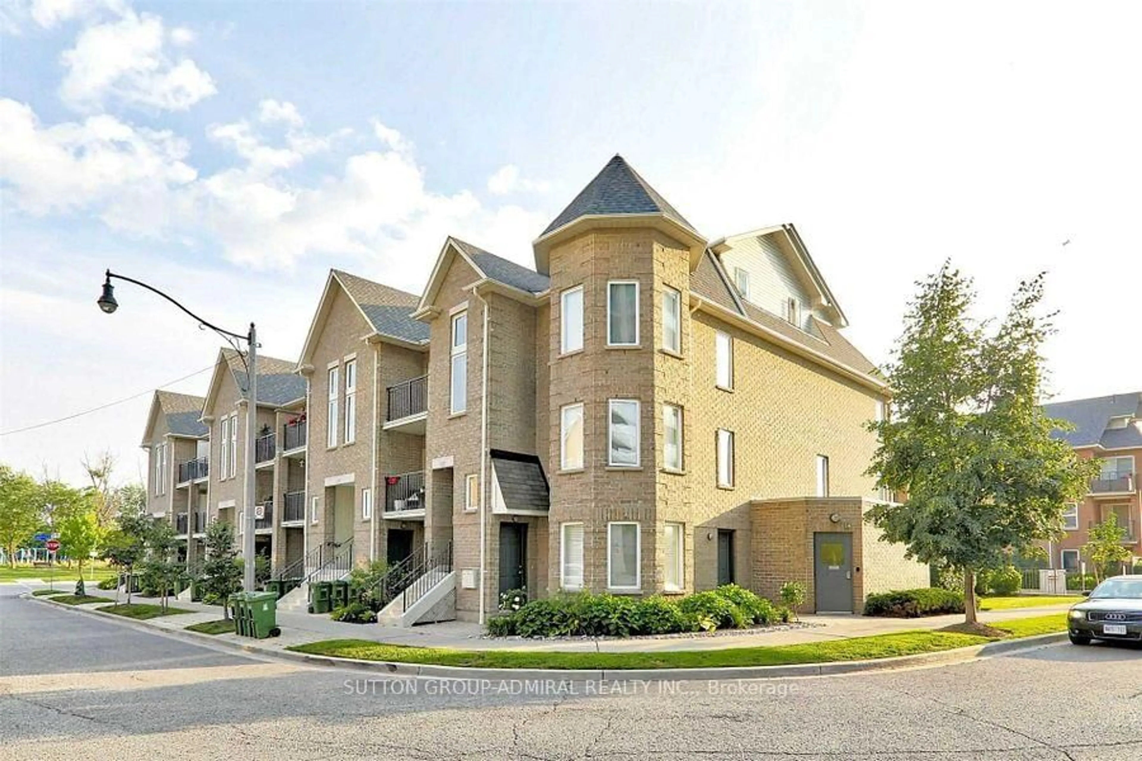 Unknown for 12 Brian Peck Cres #301, Toronto Ontario M4G 4K4