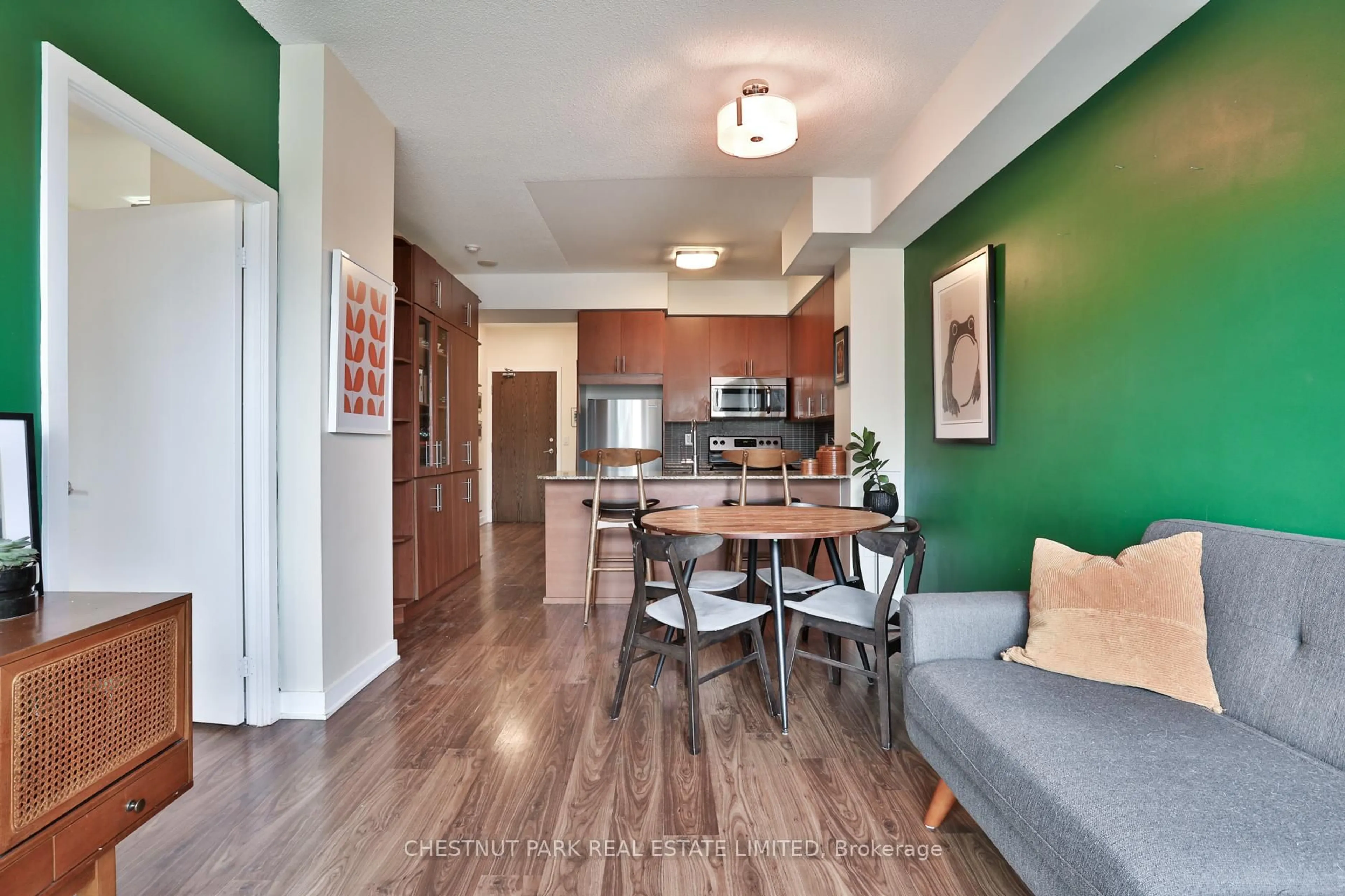 Open concept kitchen, wood/laminate floor for 260 Sackville St #208, Toronto Ontario M5A 0B3