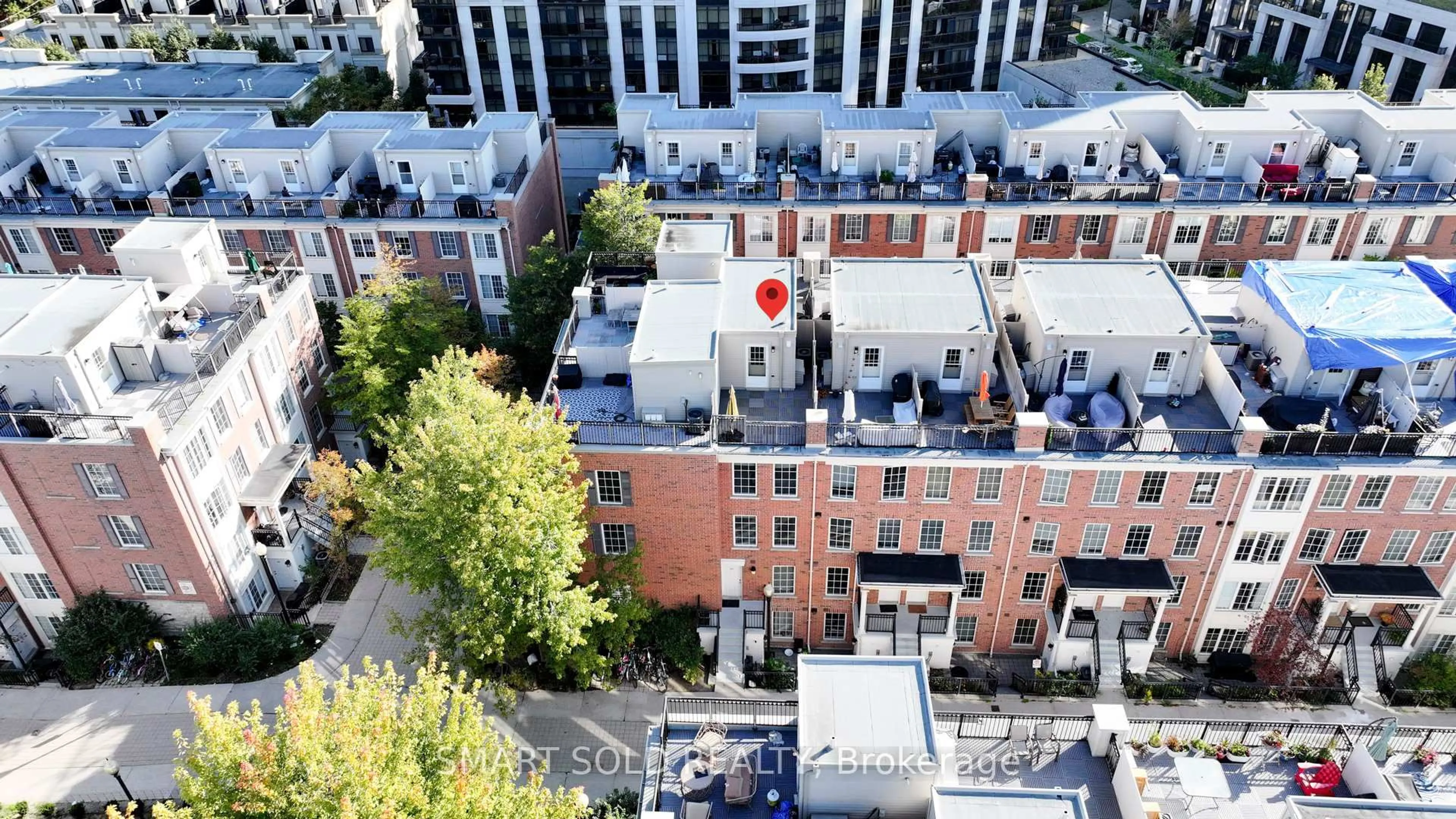 A pic from outside/outdoor area/front of a property/back of a property/a pic from drone, city buildings view from balcony for 3 Everson Dr #533, Toronto Ontario M2N 7C2
