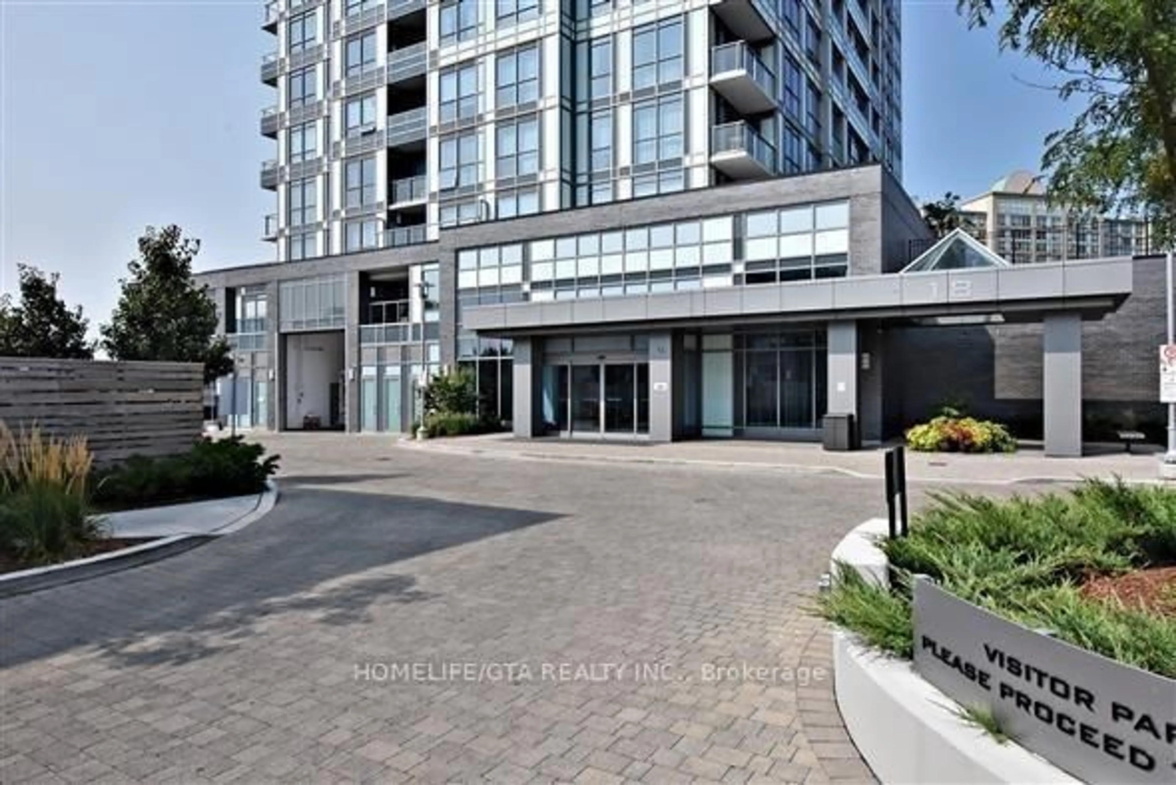 Indoor foyer for 18 Graydon Hall Dr #2306, Toronto Ontario M3A 2Z9
