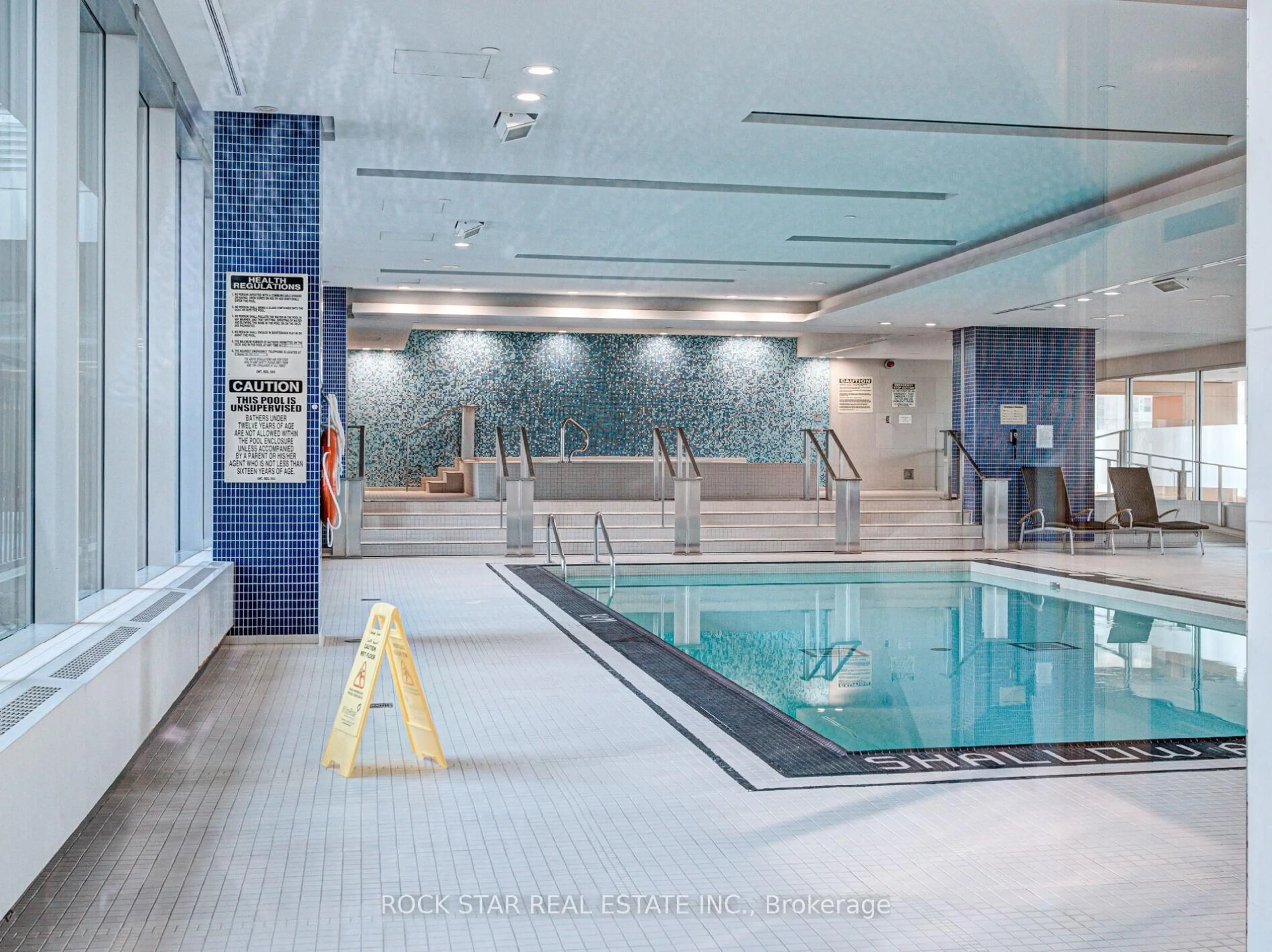 Pool for 55 Bremner Blvd #4501, Toronto Ontario M5J 0A6