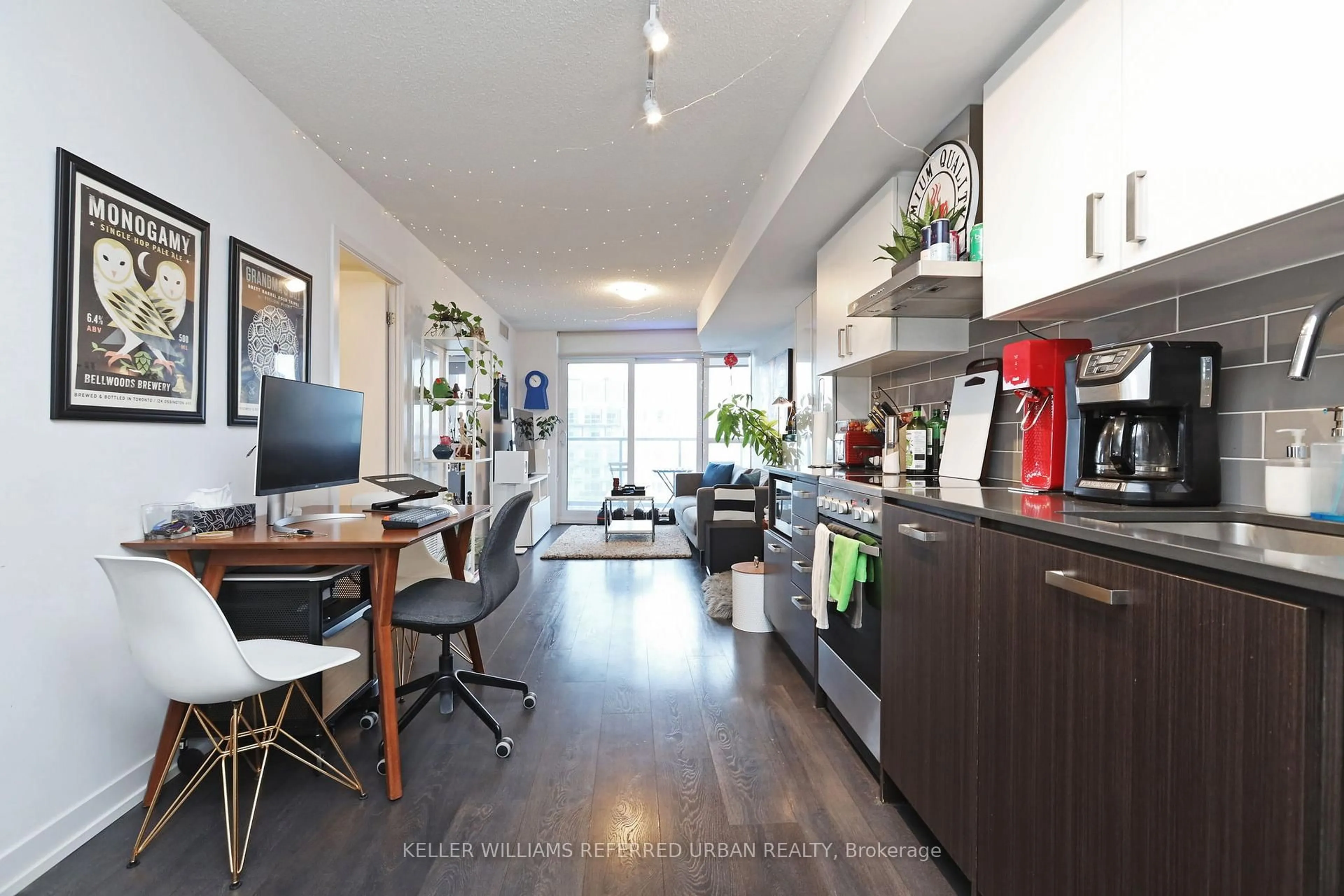 Open concept kitchen, wood/laminate floor for 125 Redpath Ave #2309, Toronto Ontario M4S 0B5