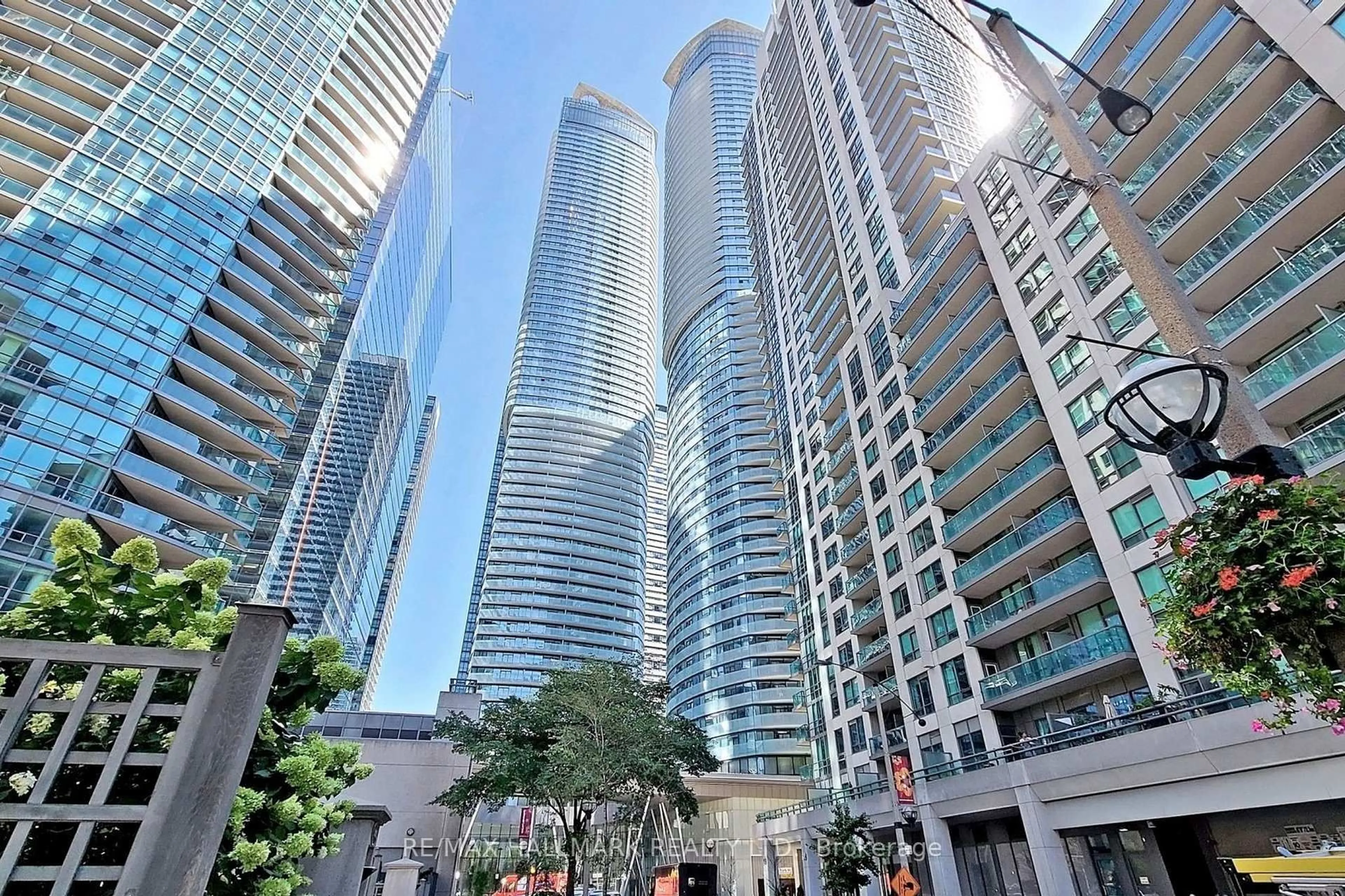 Unknown for 14 York St #3610, Toronto Ontario M5J 2Z2
