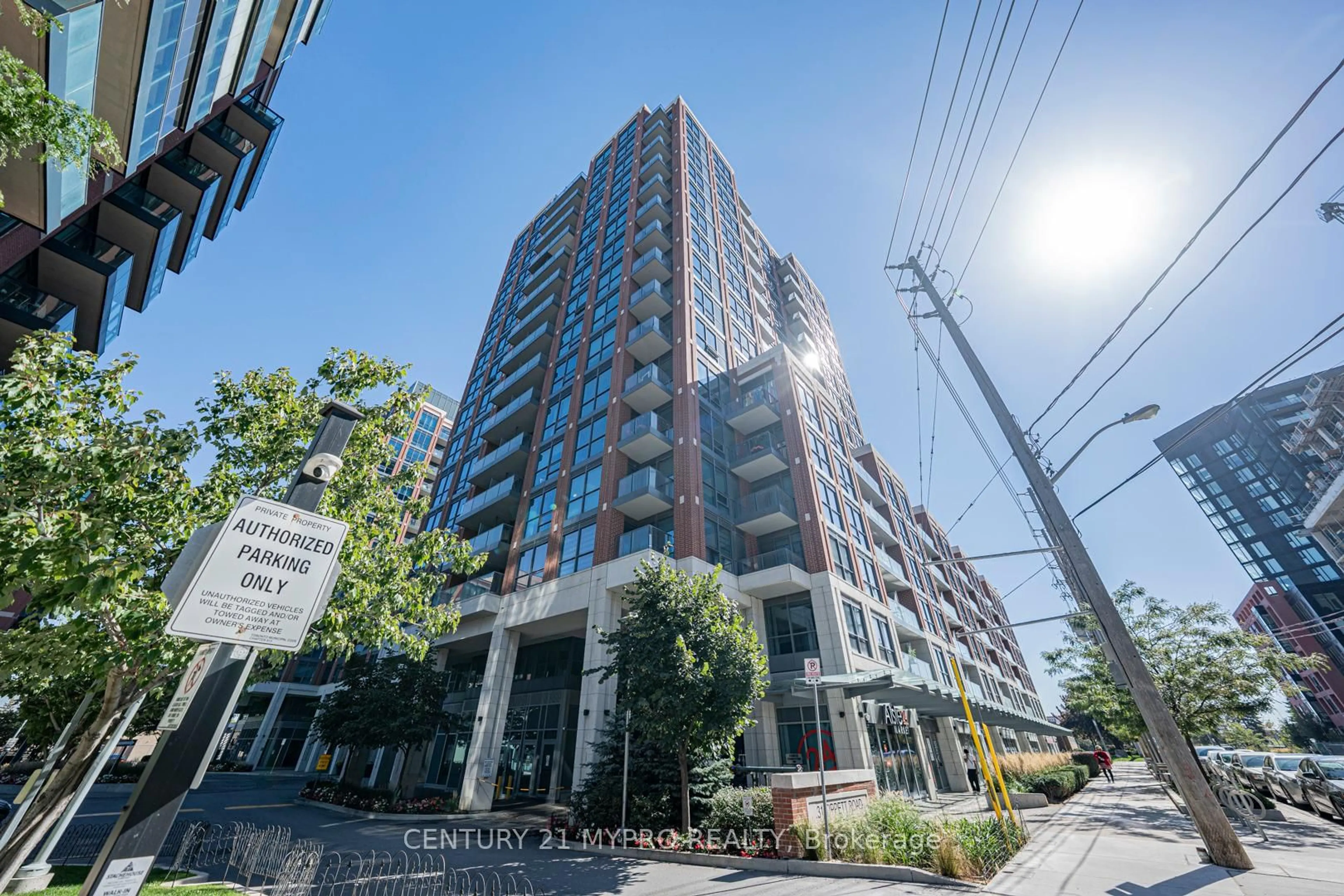 Unknown for 31 Tippett Rd #559, Toronto Ontario M3H 0C8