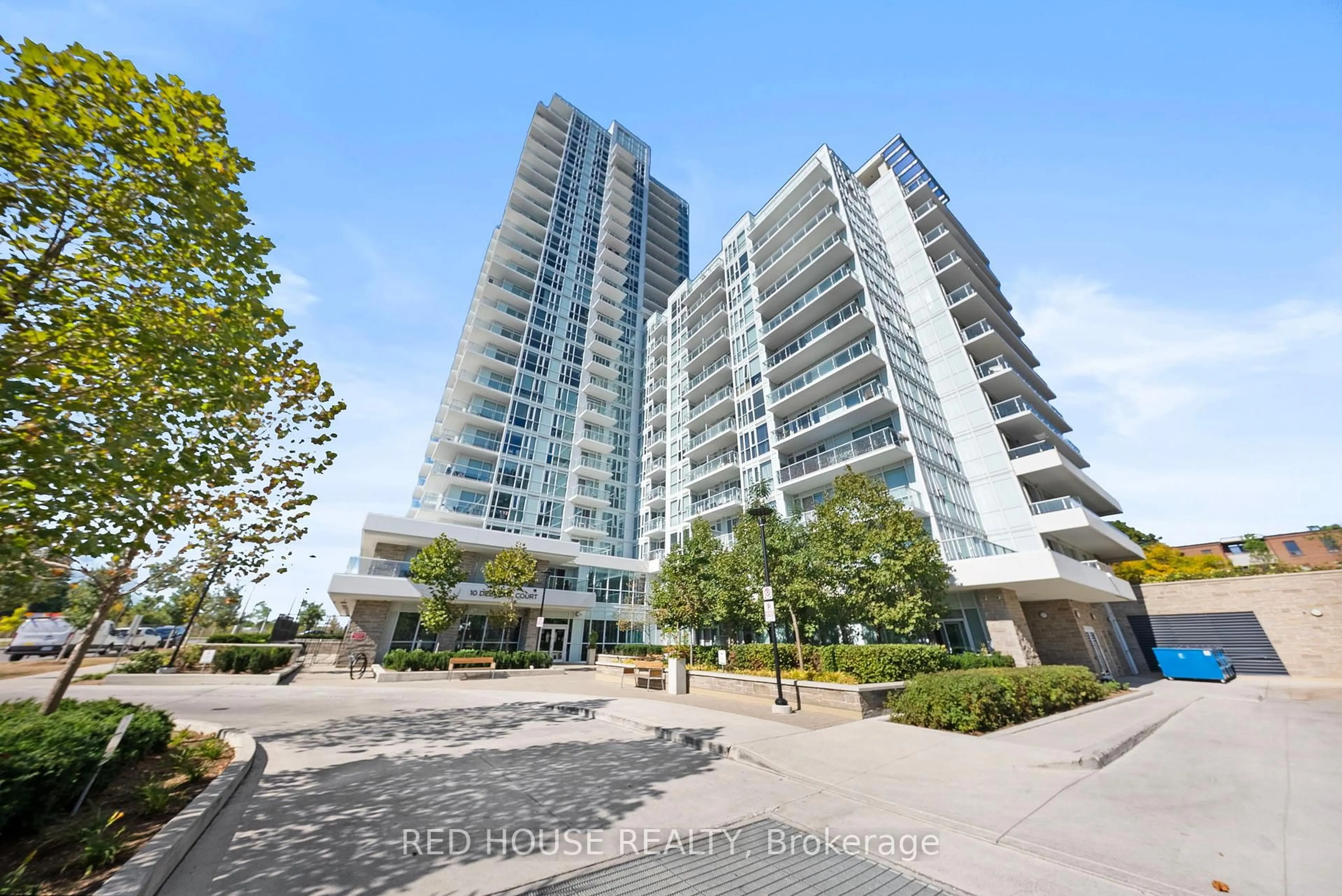A pic from outside/outdoor area/front of a property/back of a property/a pic from drone, building for 10 Deerlick Crt #1705, Toronto Ontario M3A 0A7