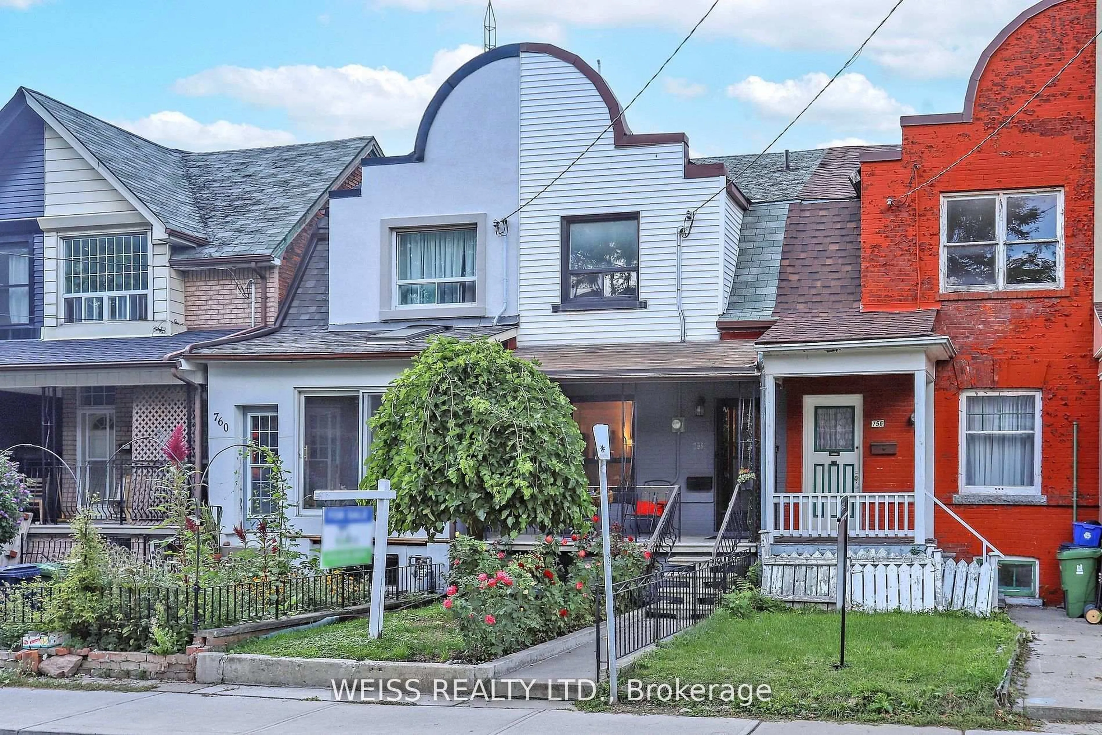 Home with brick exterior material, street for 758 Richmond St, Toronto Ontario M6J 1C5