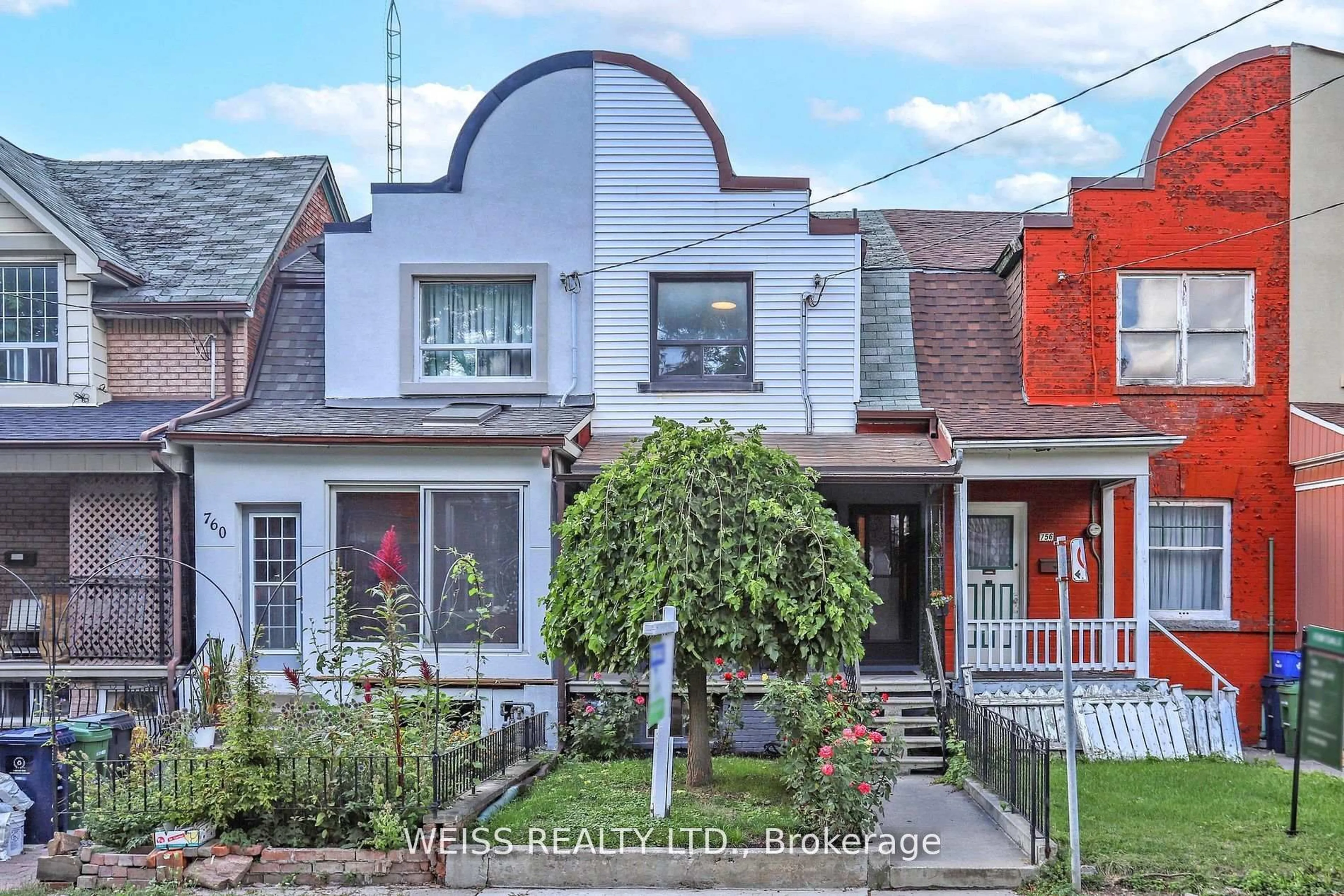Home with brick exterior material, street for 758 Richmond St, Toronto Ontario M6J 1C5