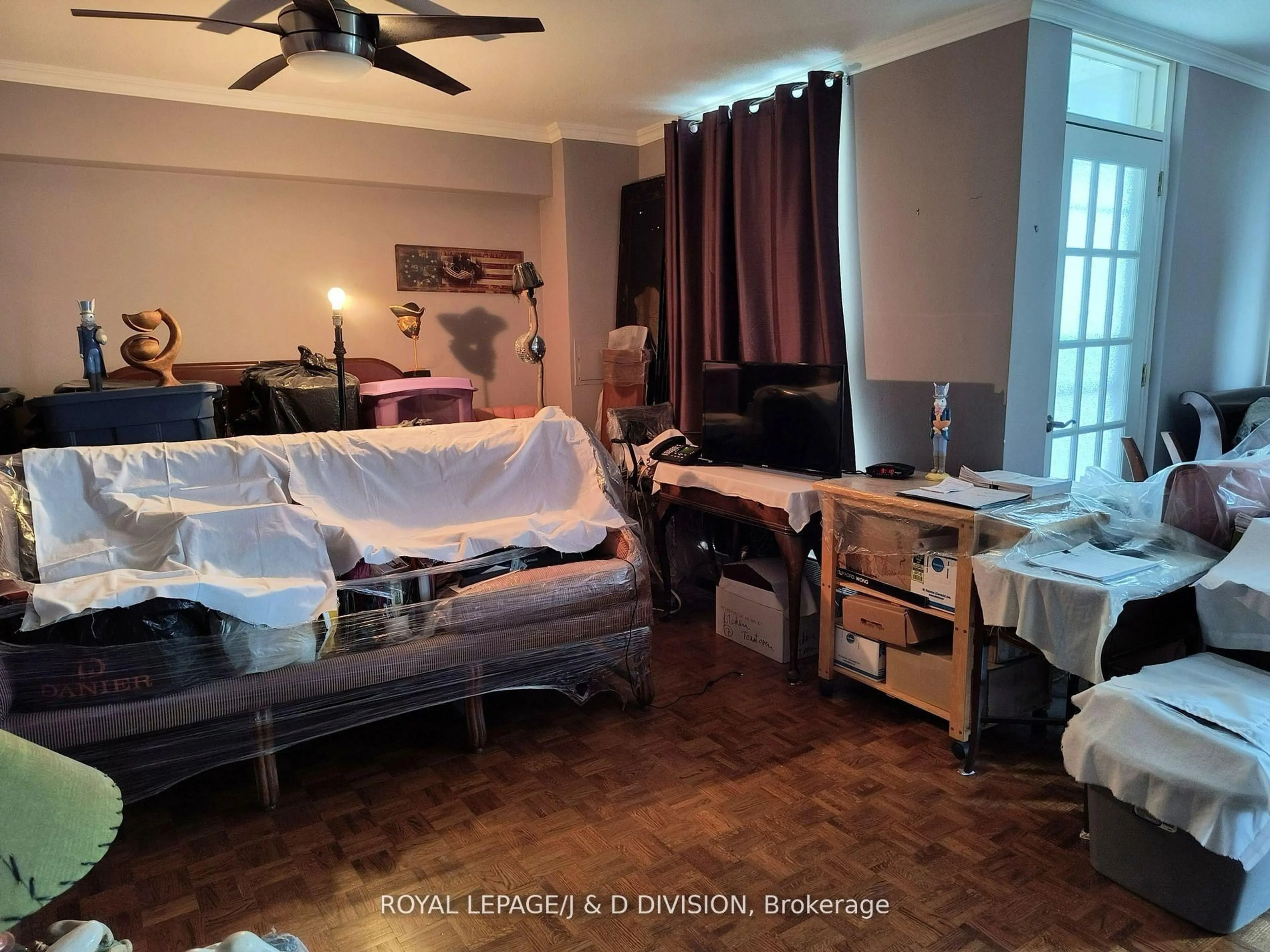 Living room with furniture, unknown for 130 Neptune Dr #1510, Toronto Ontario M6A 1X5