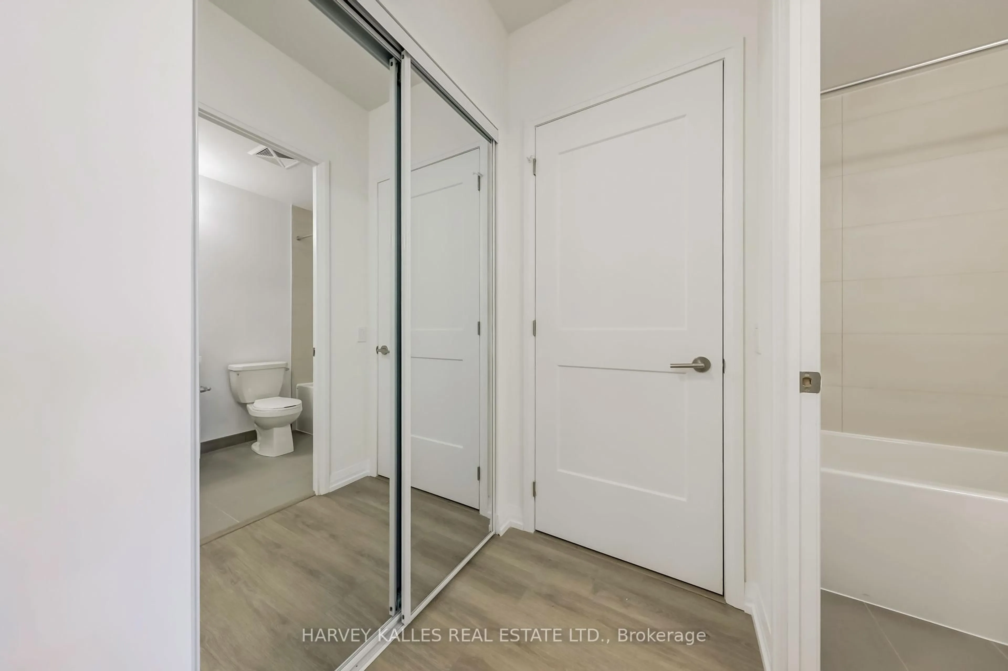Unknown for 25 Holly St #2407, Toronto Ontario M4S 0E3