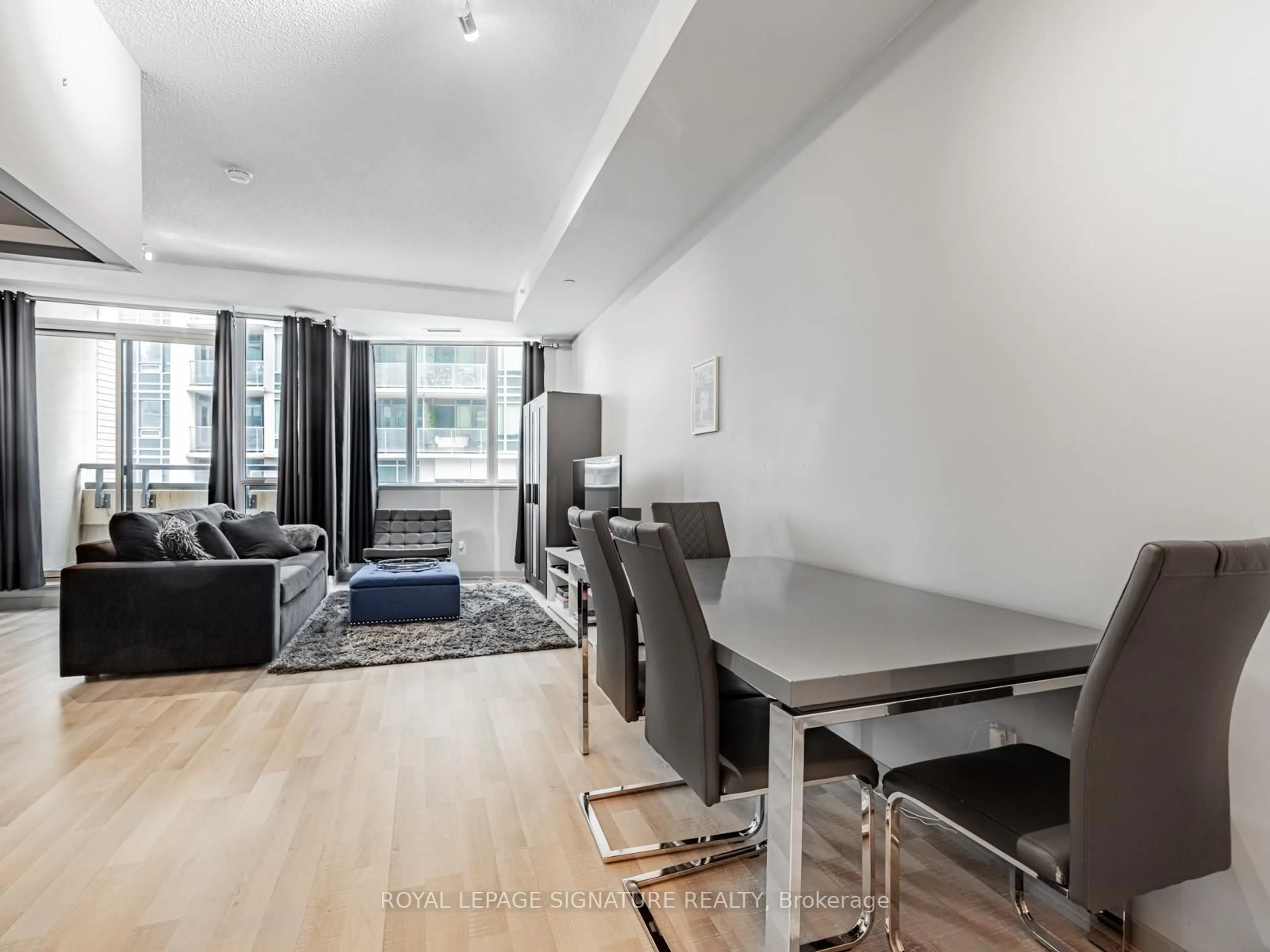 A pic of a room for 51 East Liberty St #202, Toronto Ontario M6K 3P8