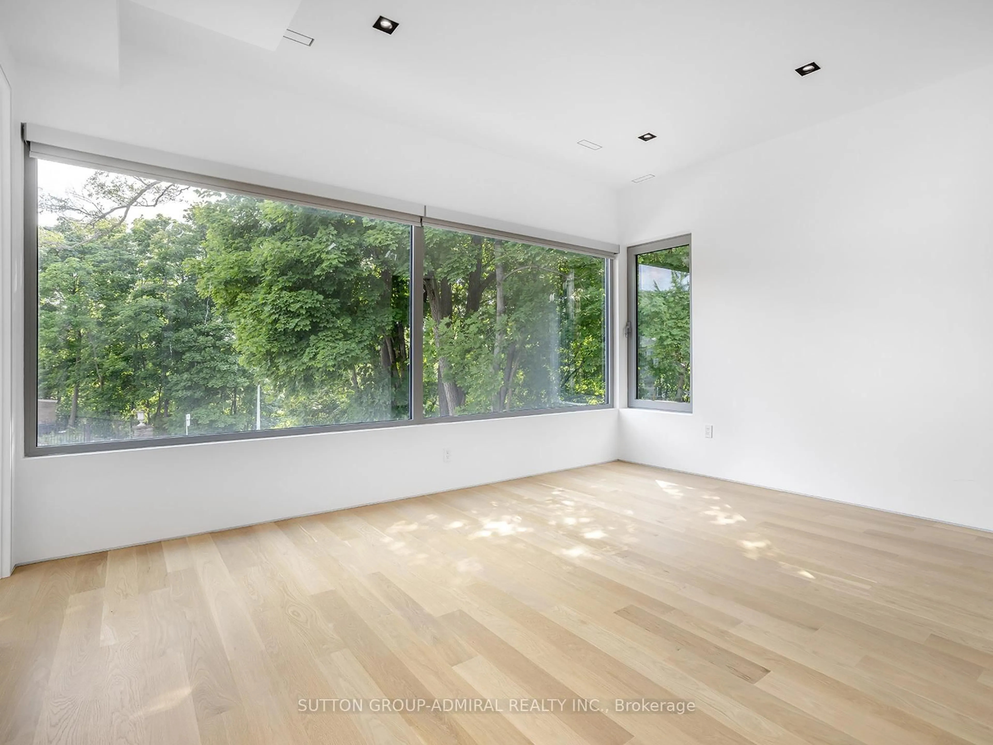 A pic of a room for 157 Old Forest Hill Rd, Toronto Ontario M5N 2N7