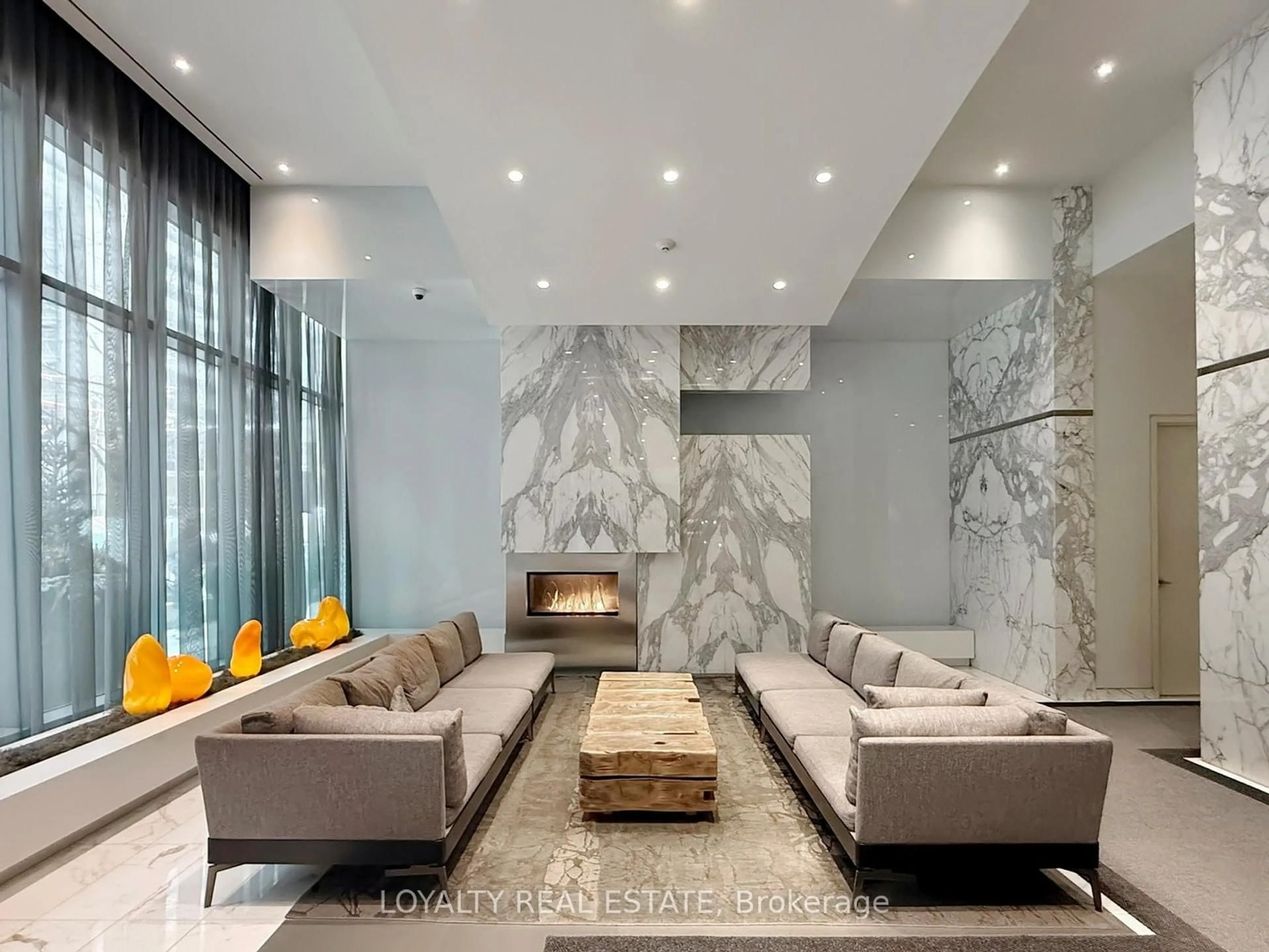 Lobby for 8 charlotte St #3305, Toronto Ontario M5V 0K4