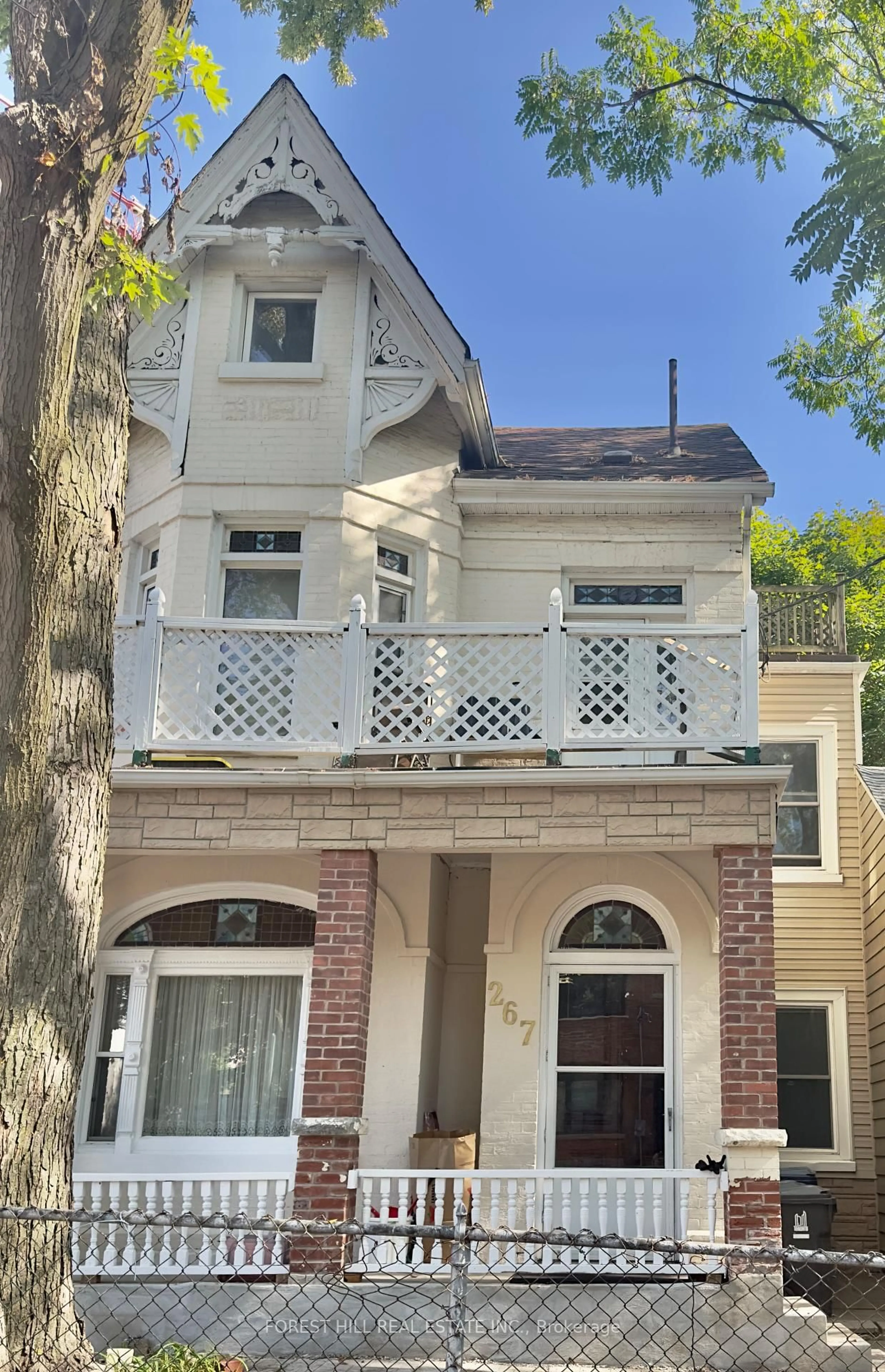 Unknown for 267 Seaton St, Toronto Ontario M5A 2T5