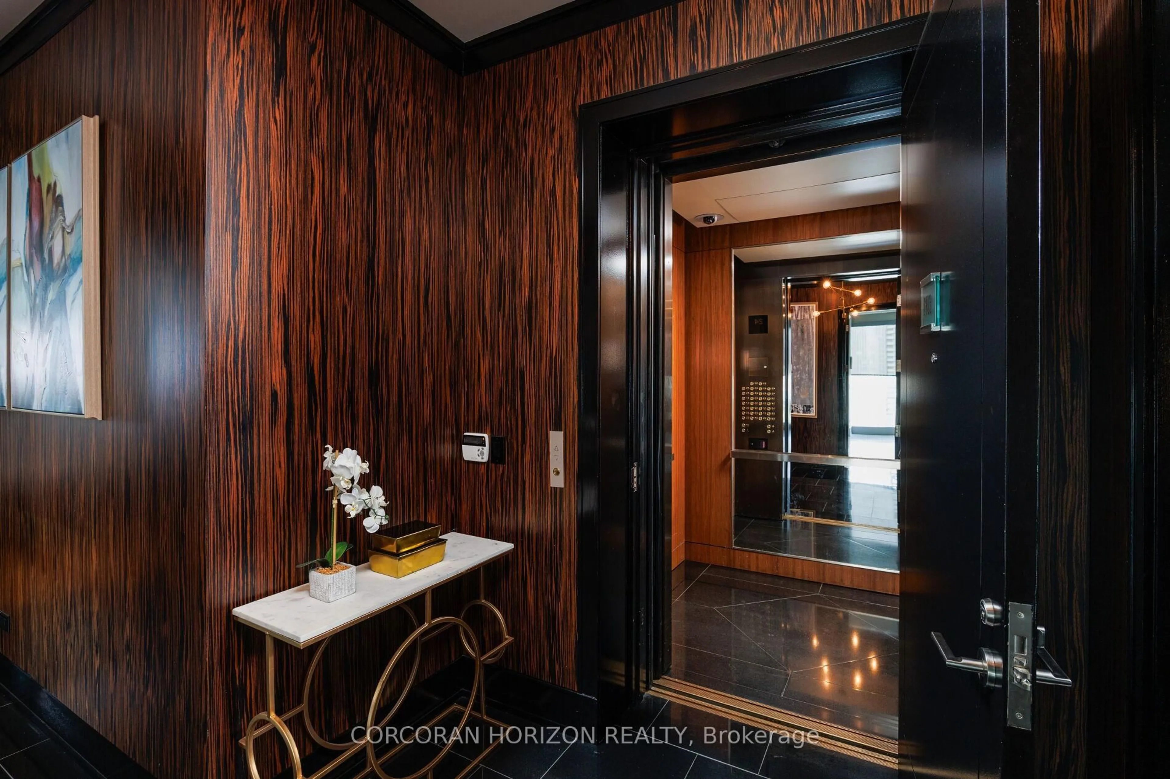 Indoor foyer for 183 Wellington St #2403, Toronto Ontario M5V 0A1