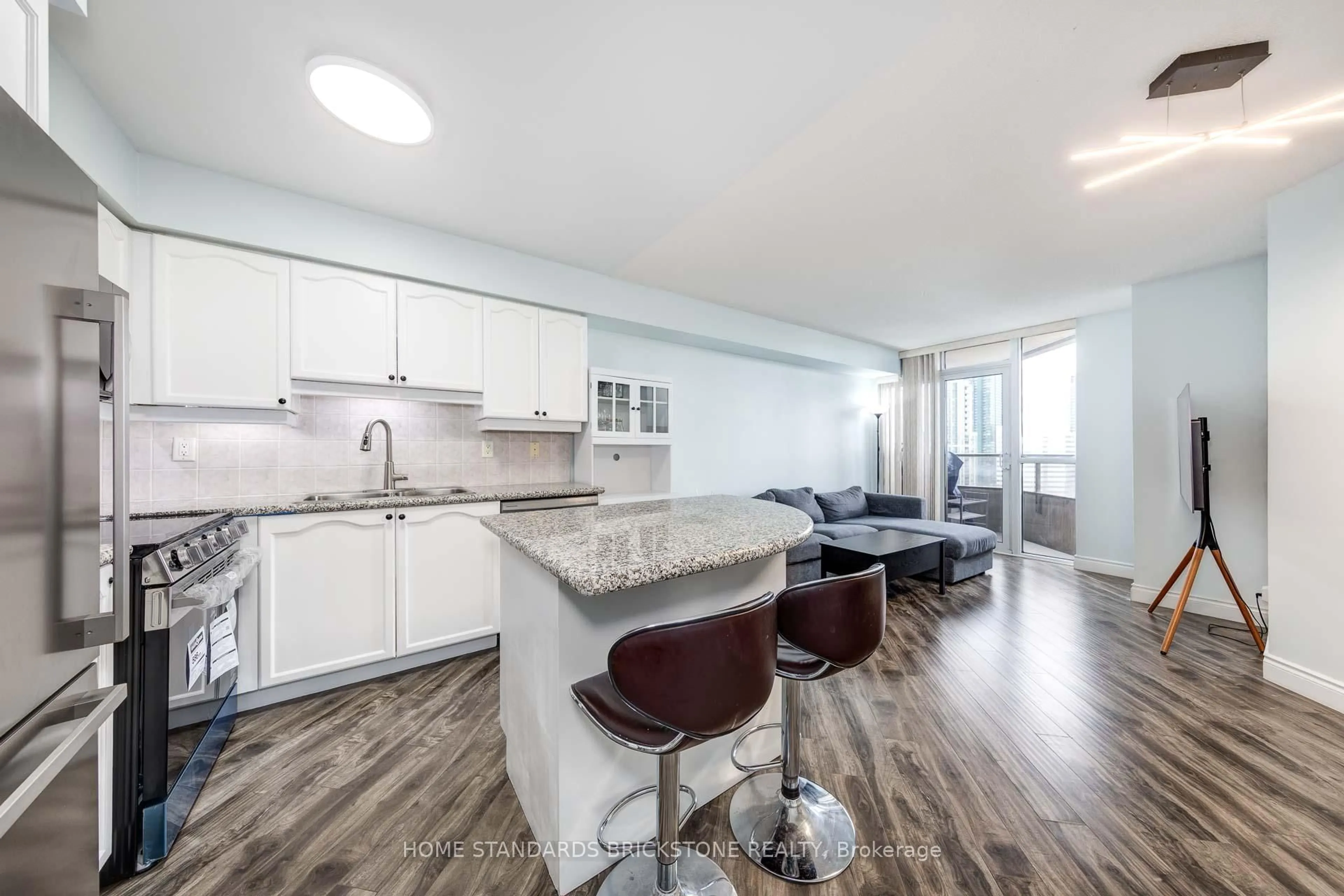 Open concept kitchen, unknown for 78 Harrison Garden Blvd #1701, Toronto Ontario M2N 7E2