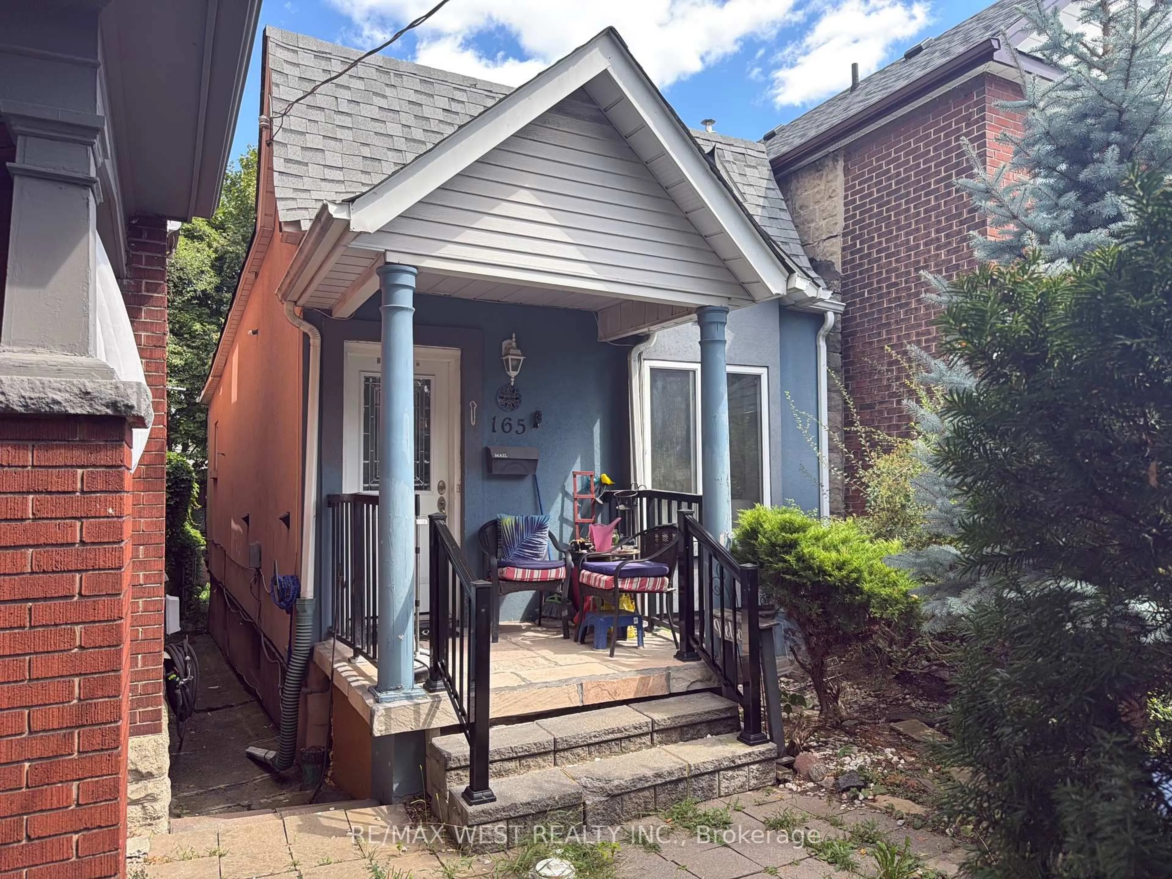 Unknown for 165 Robina Ave, Toronto Ontario M6C 3Y8