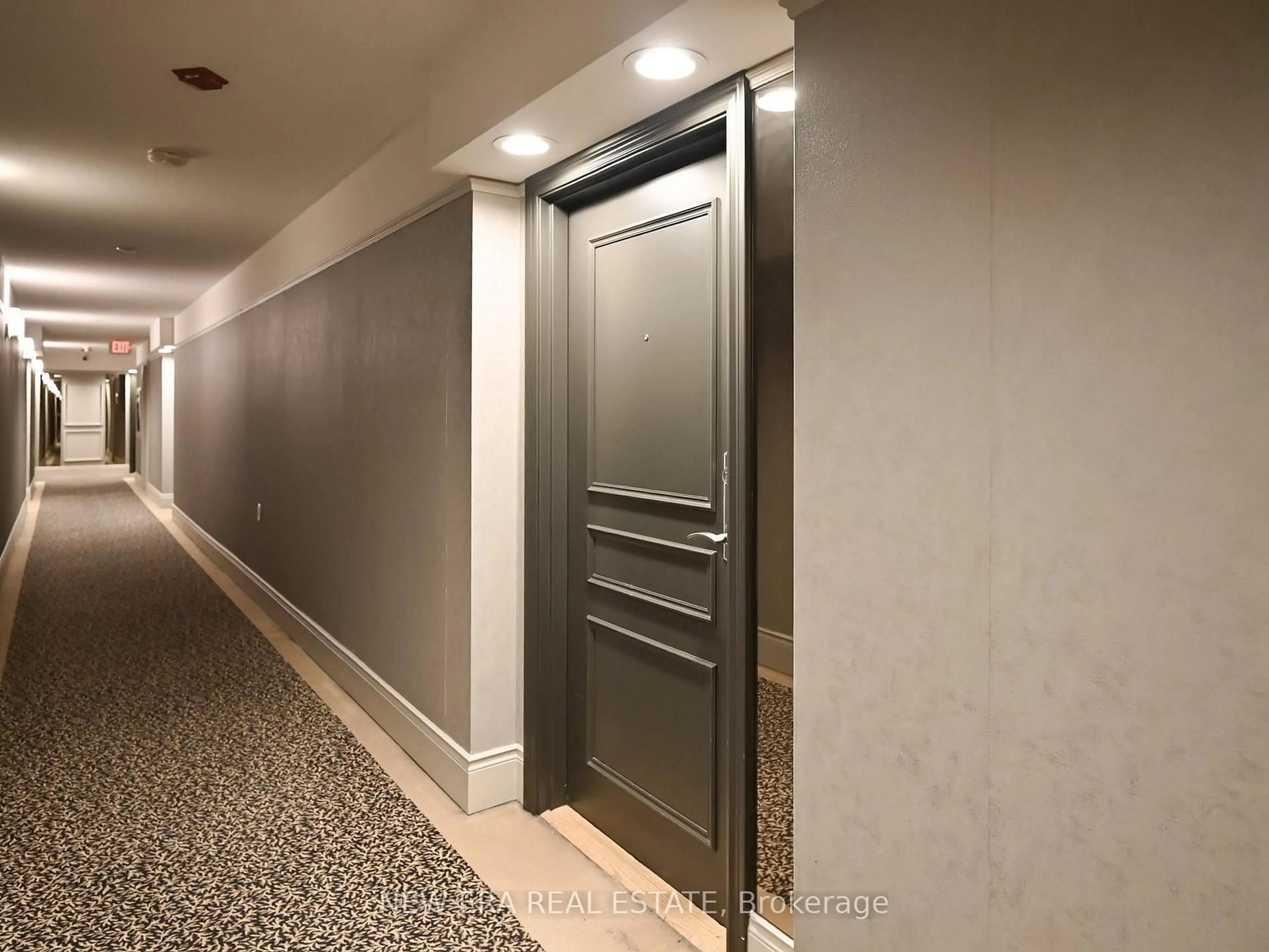 Indoor foyer for 1030 Sheppard Ave #706, Toronto Ontario M3H 6C1