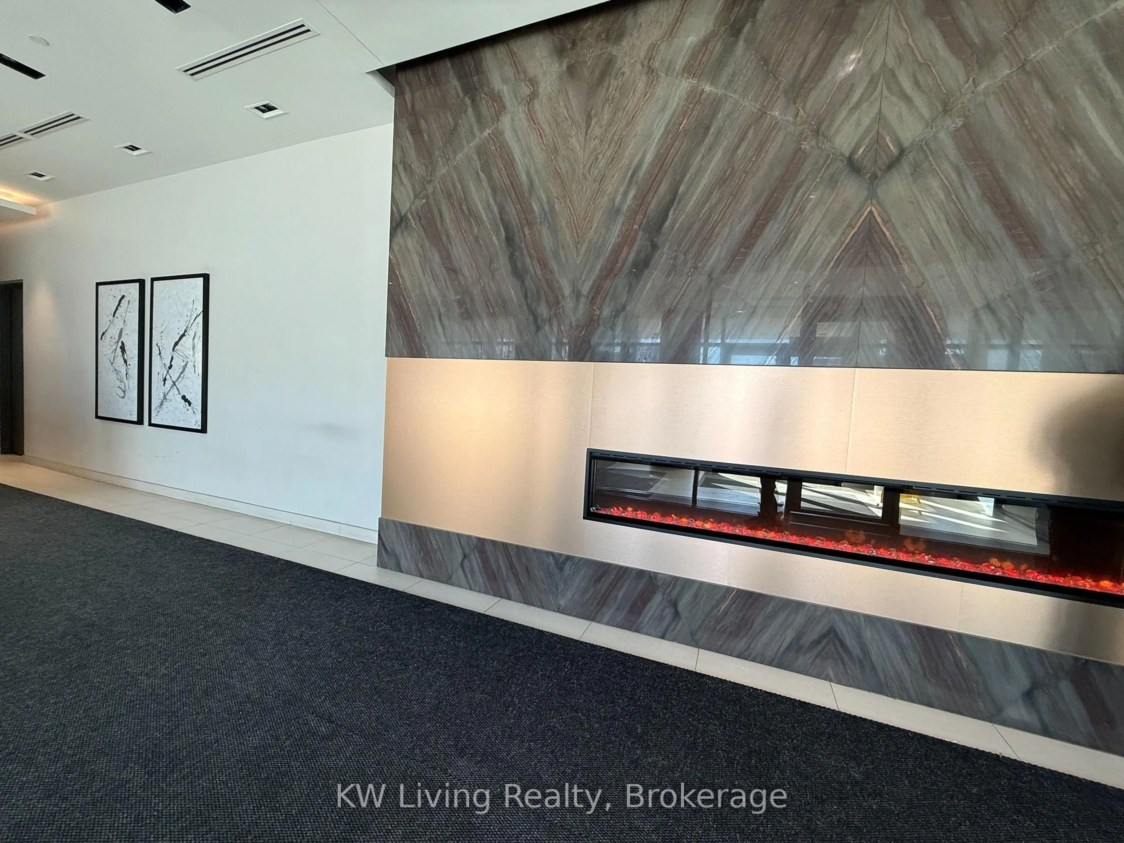 Indoor foyer for 128 Fairview Mall Dr #1510, Toronto Ontario M2J 0E8