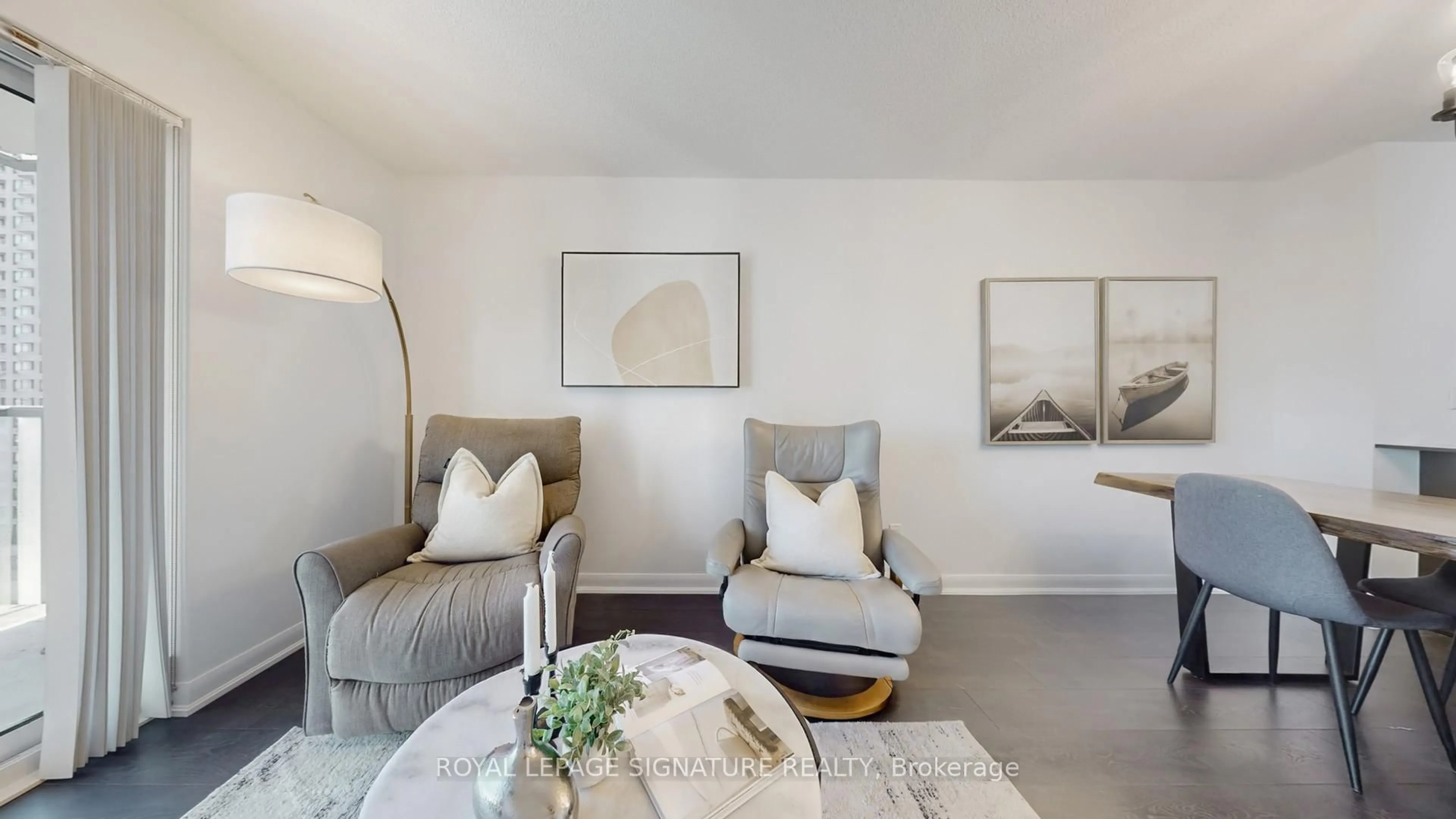 Living room with furniture, unknown for 5162 Yonge St #1807, Toronto Ontario M2N 0E9