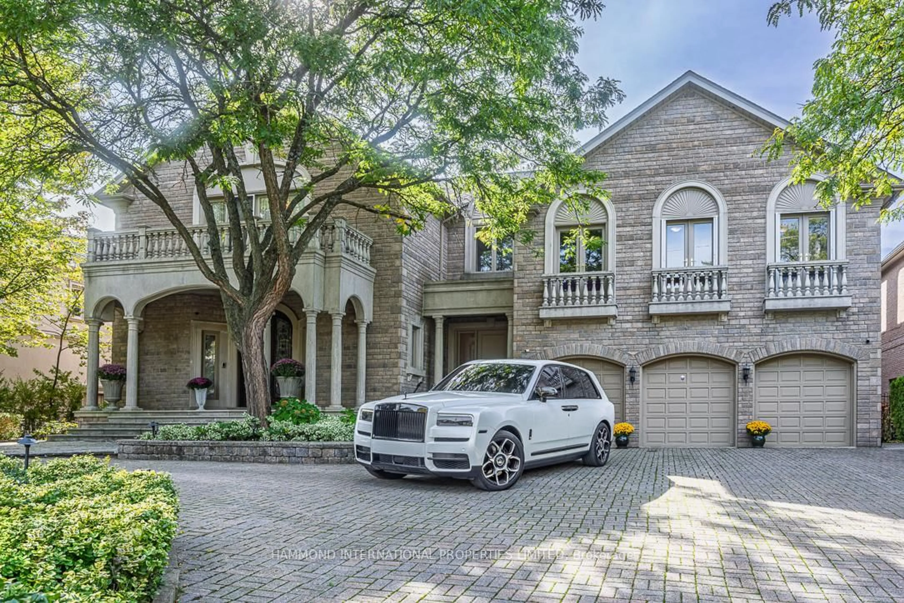 Home with brick exterior material, street for 32 Arjay Cres, Toronto Ontario M2L 1C7